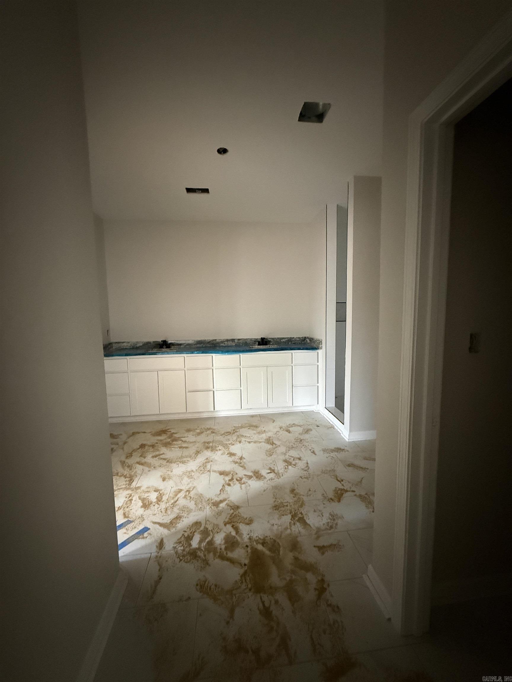 503 Madeleine  Austin, AR