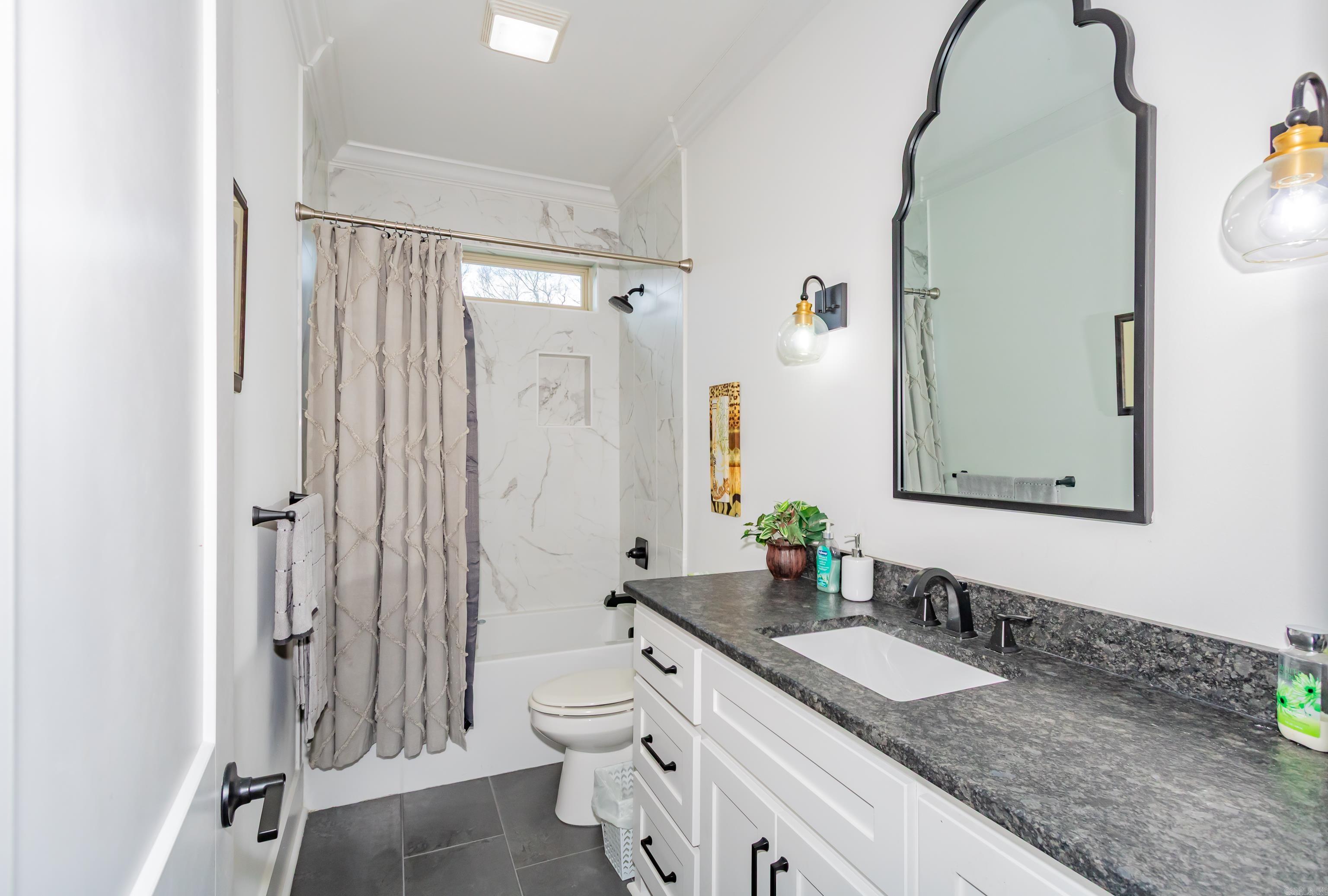 7449 Northwood Drive Benton, AR 72019