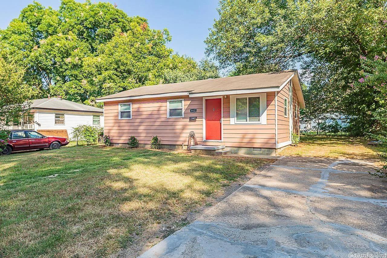 912 Greenlea Dr  North Little Rock, AR