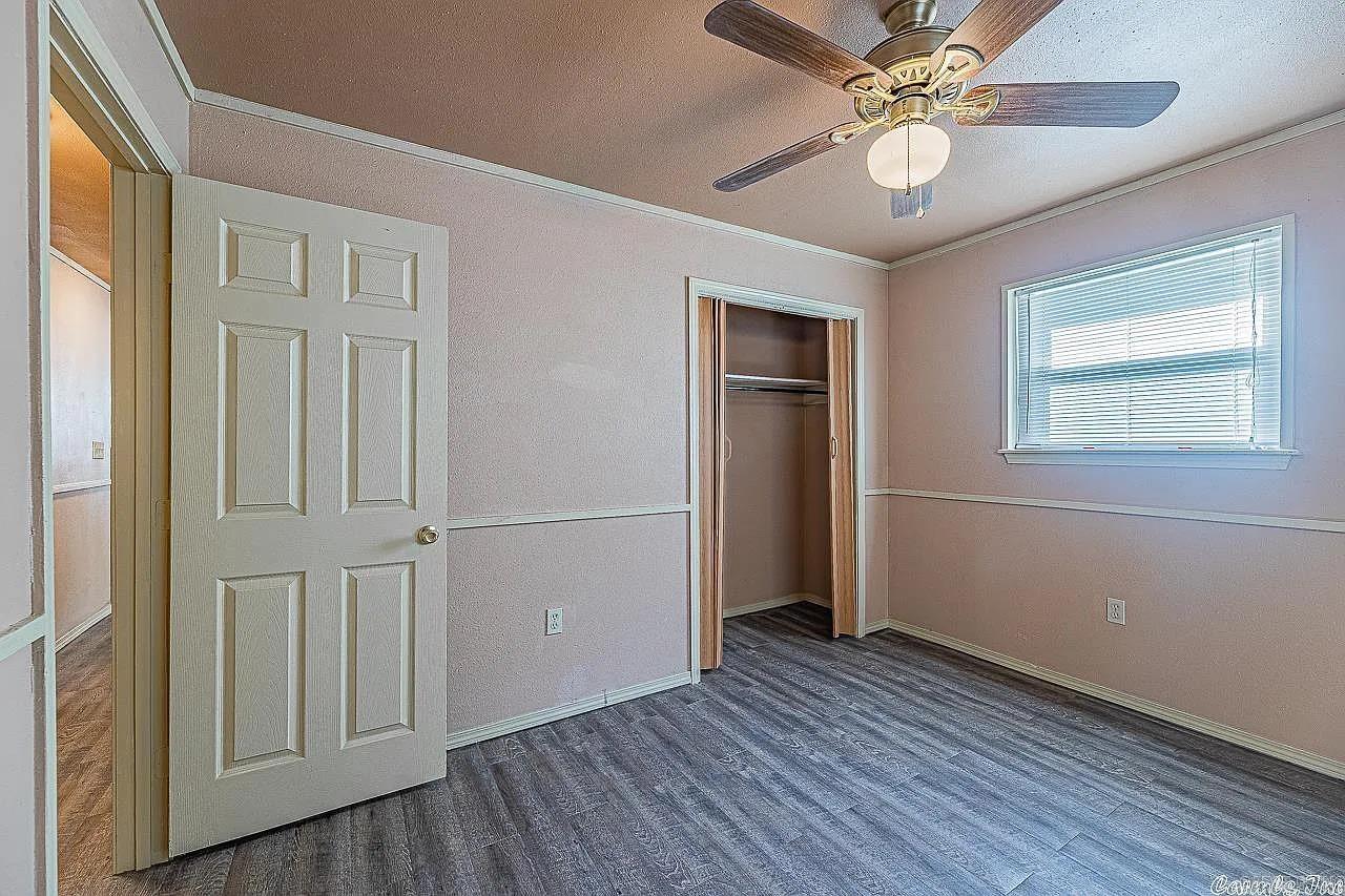 912 Greenlea Dr  North Little Rock, AR