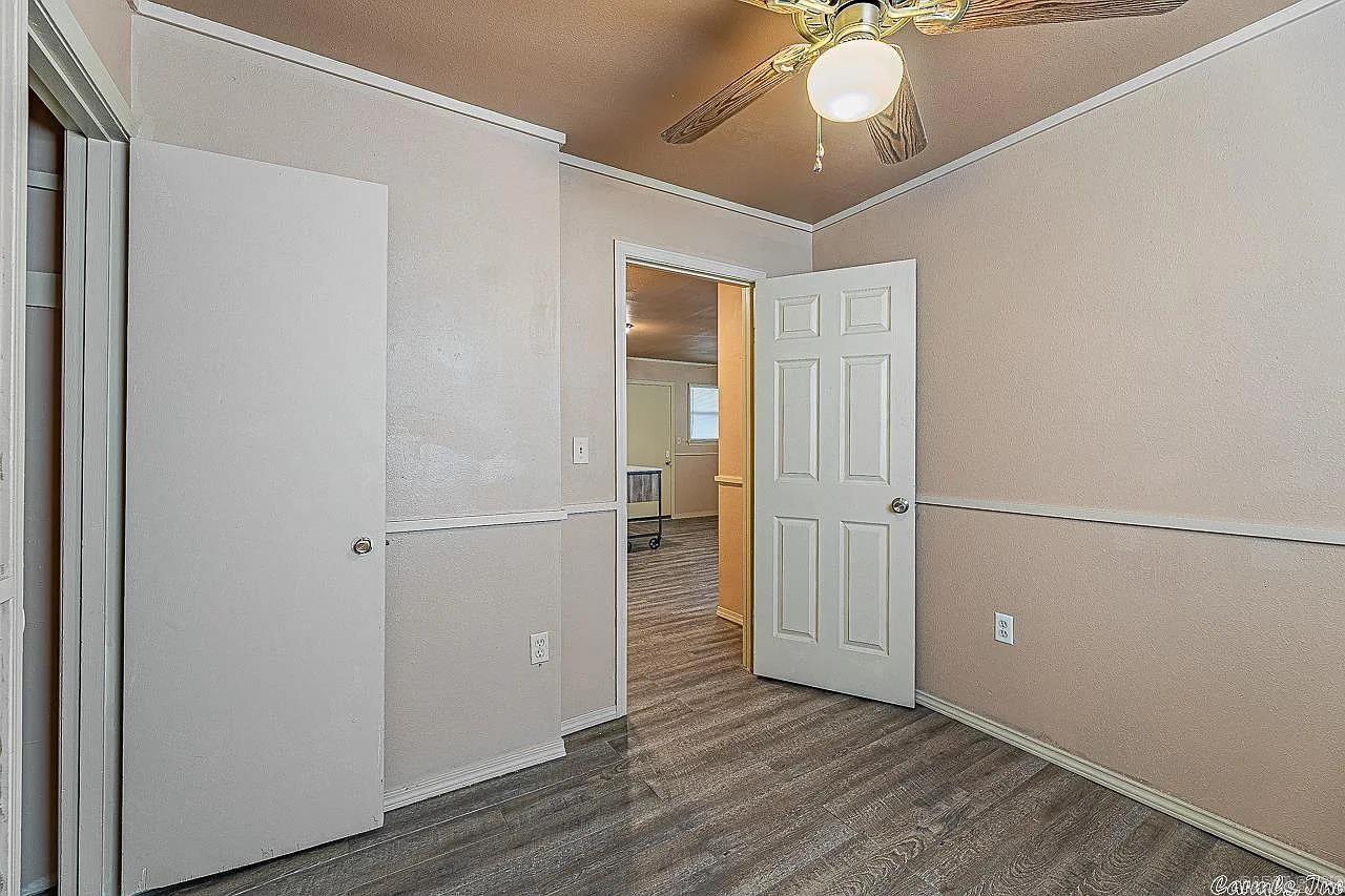 912 Greenlea Dr  North Little Rock, AR