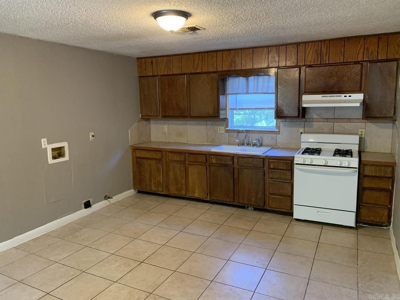 4815-4821 School St  North Little Rock, AR