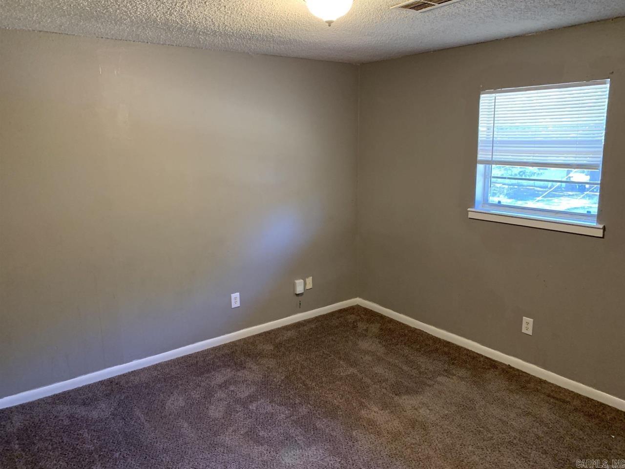 4815-4821 School St  North Little Rock, AR