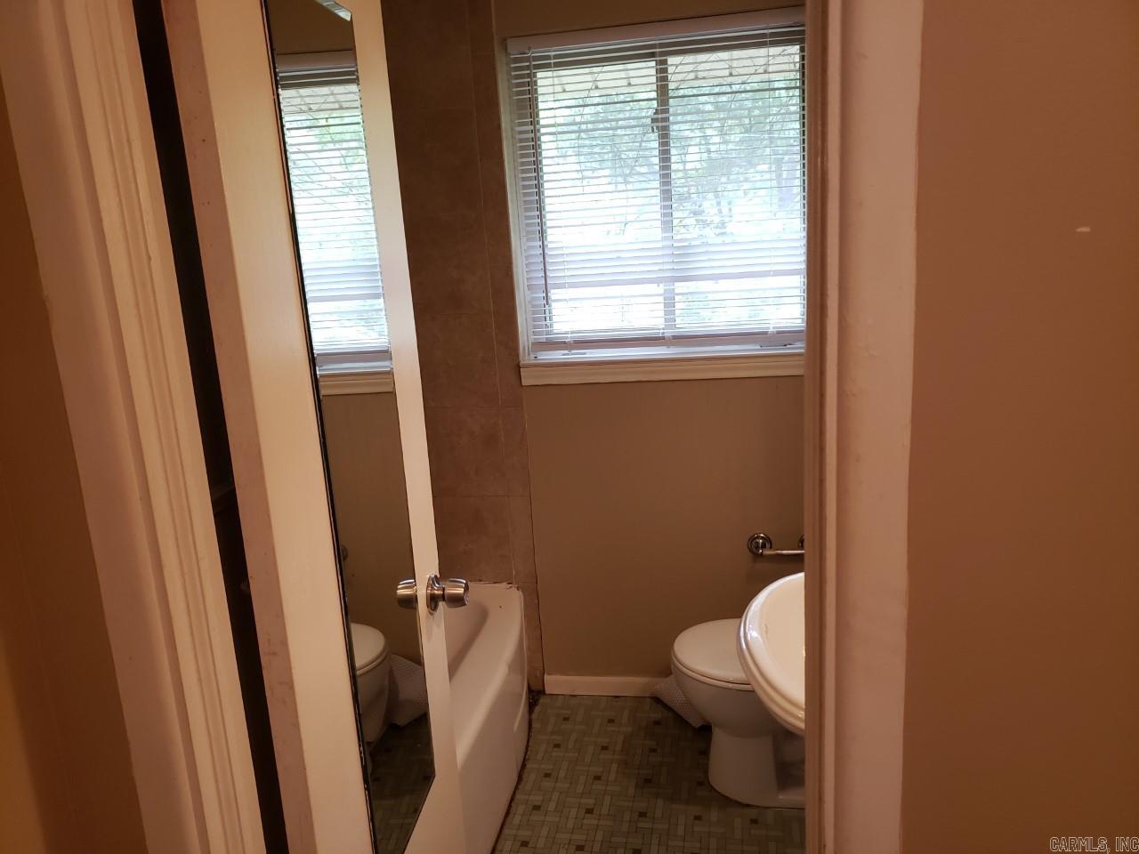 23 Belmont Dr  Little Rock, AR