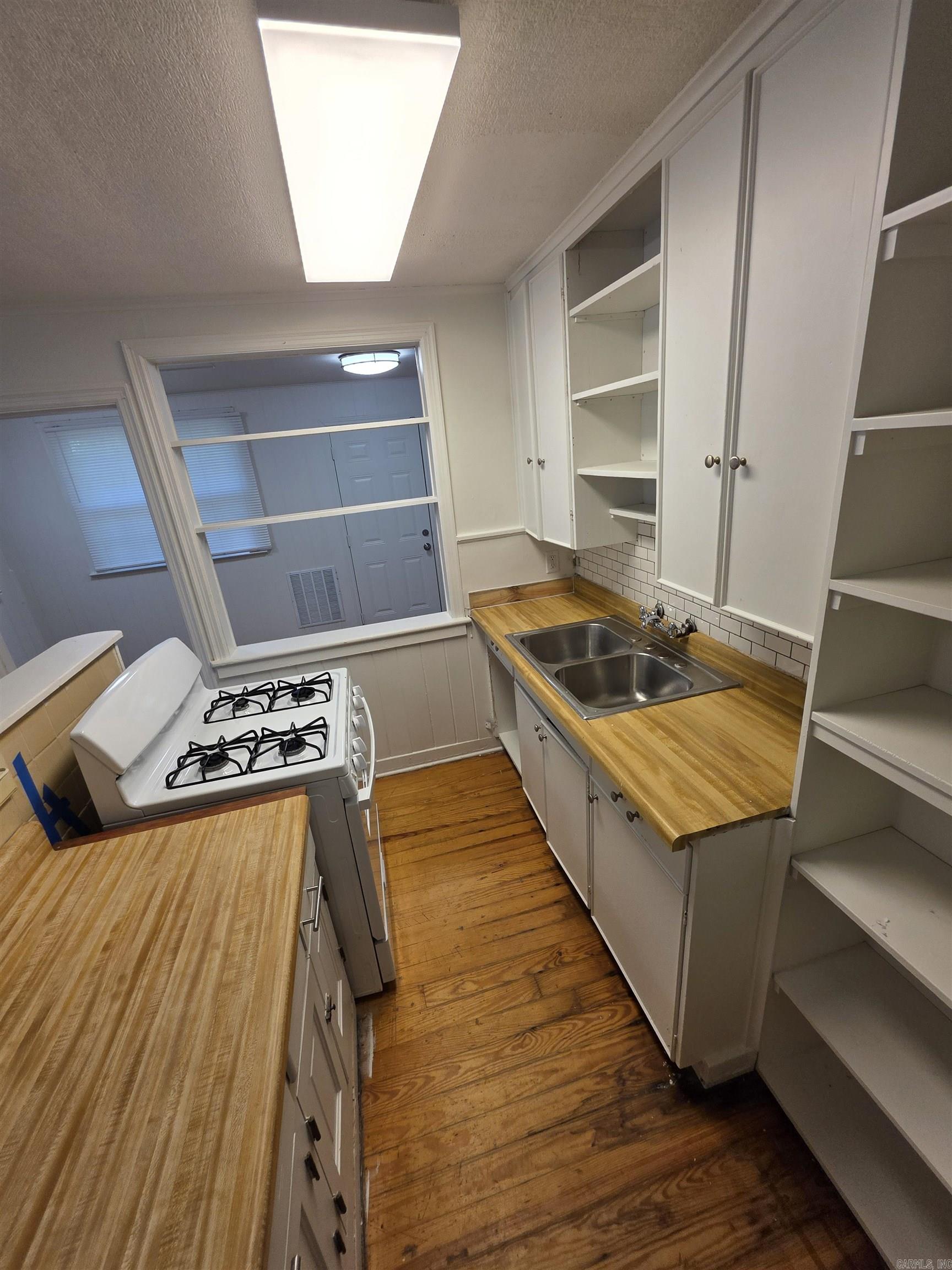 2501 S Tyler St  Little Rock, AR