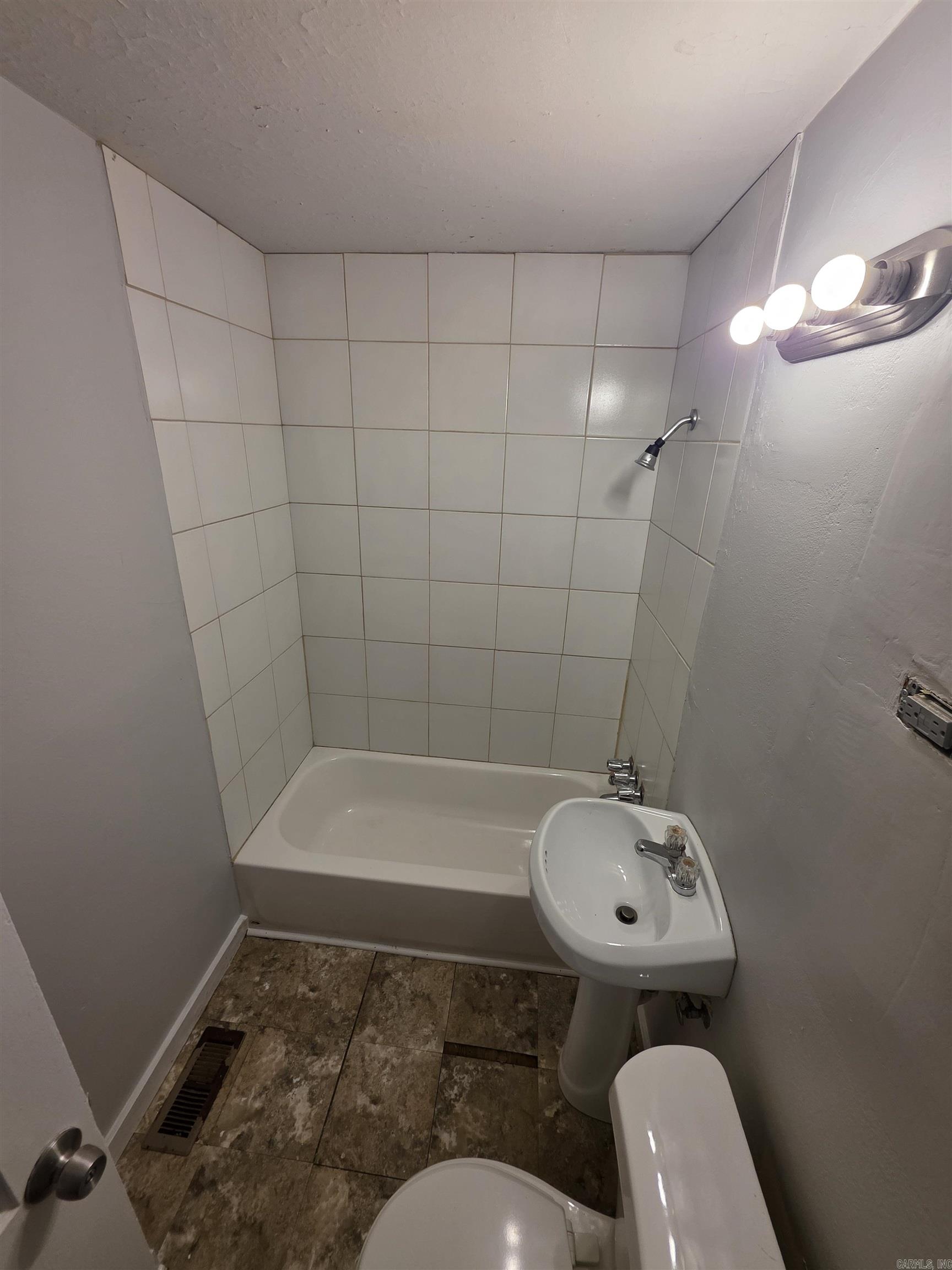 2602 S Tyler St  Little Rock, AR