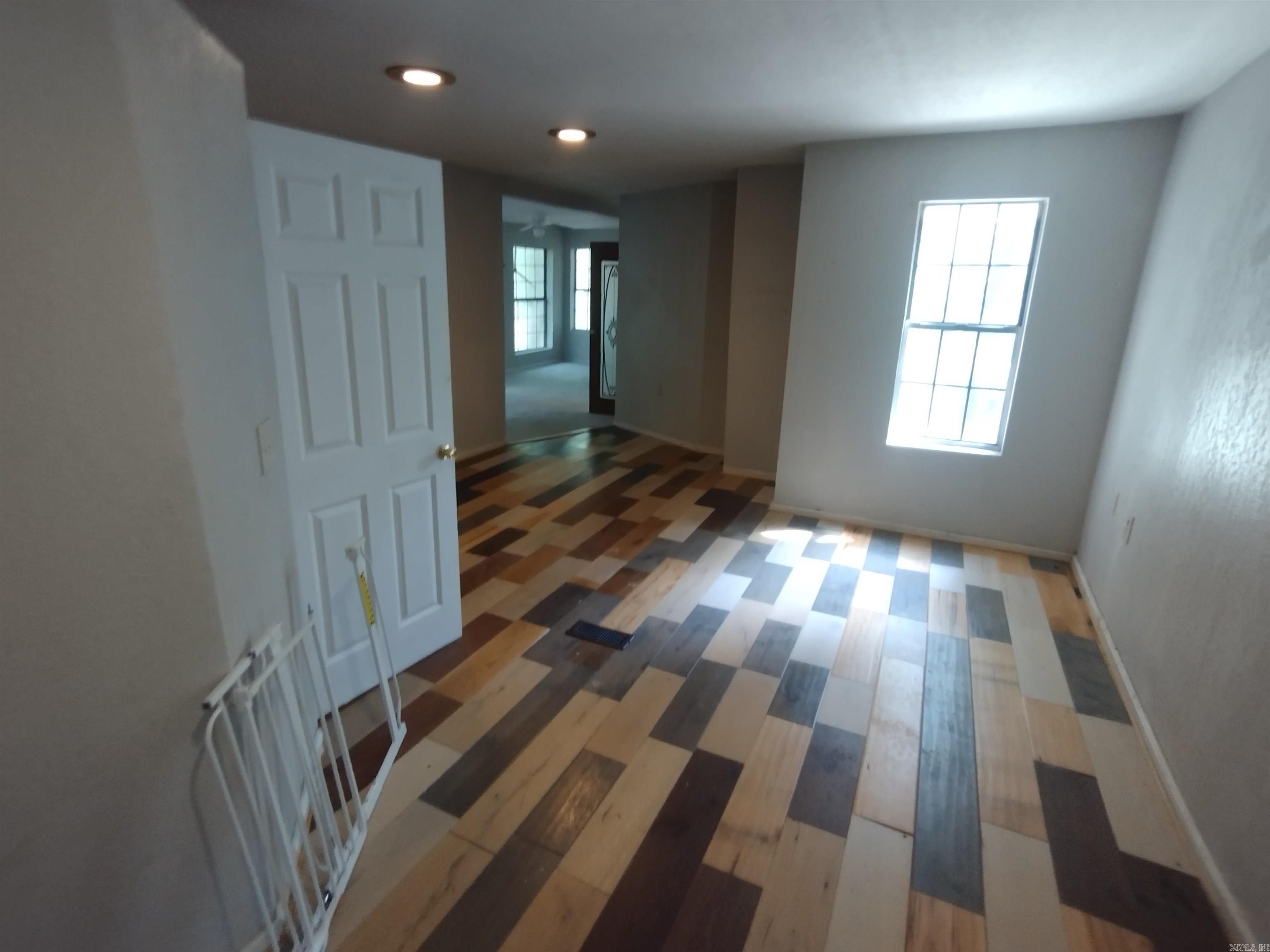 951 Ridge RD  Mountain View, AR