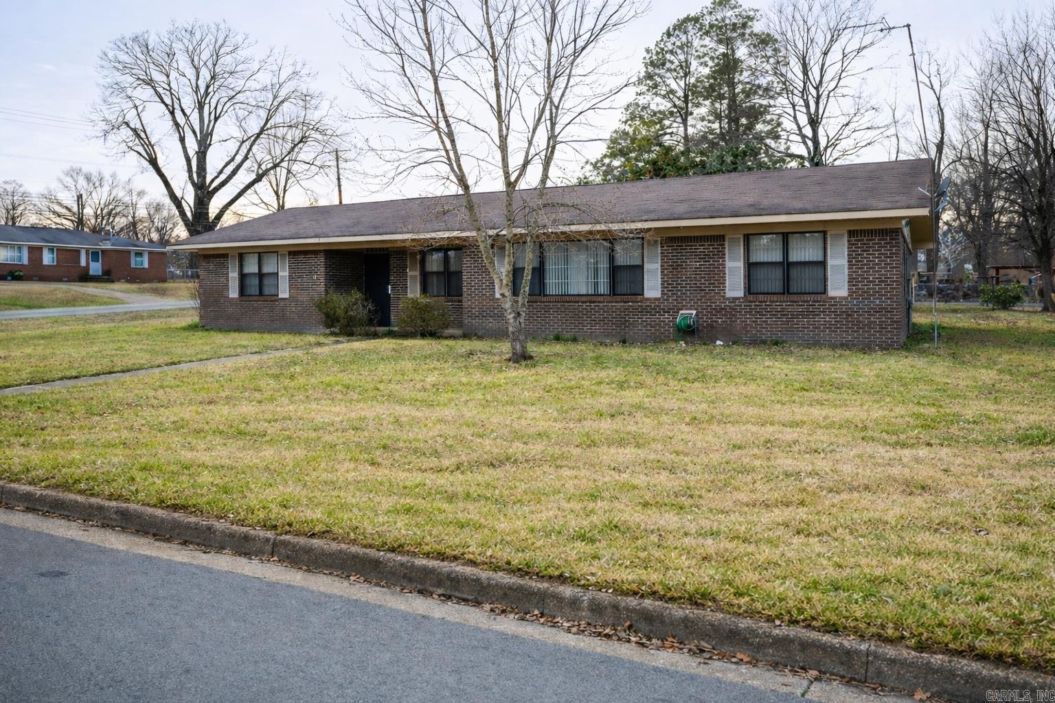 111 LEEWOOD Drive Arkadelphia, AR 71923