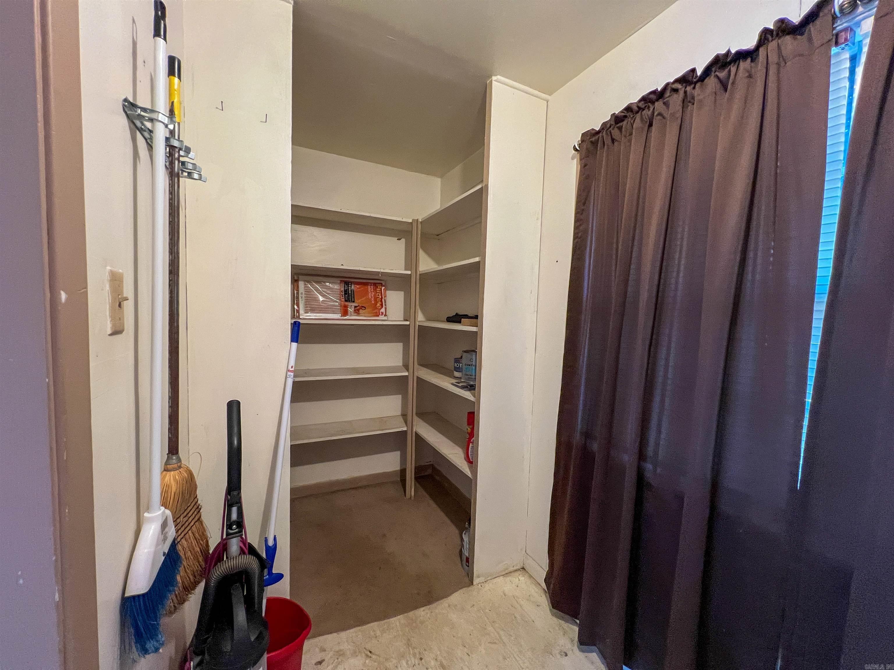 111 LEEWOOD Drive Arkadelphia, AR 71923