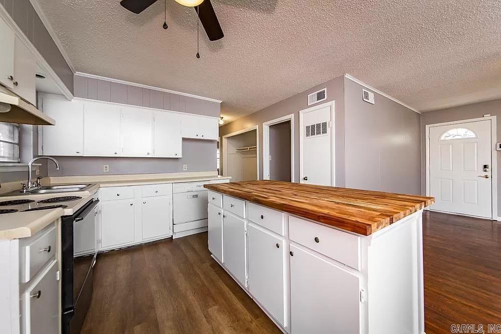 35 Oakview Dr  North Little Rock, AR