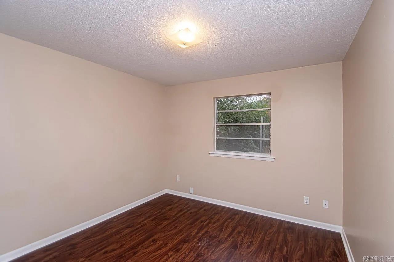 17 Compass Point St  Sherwood, AR