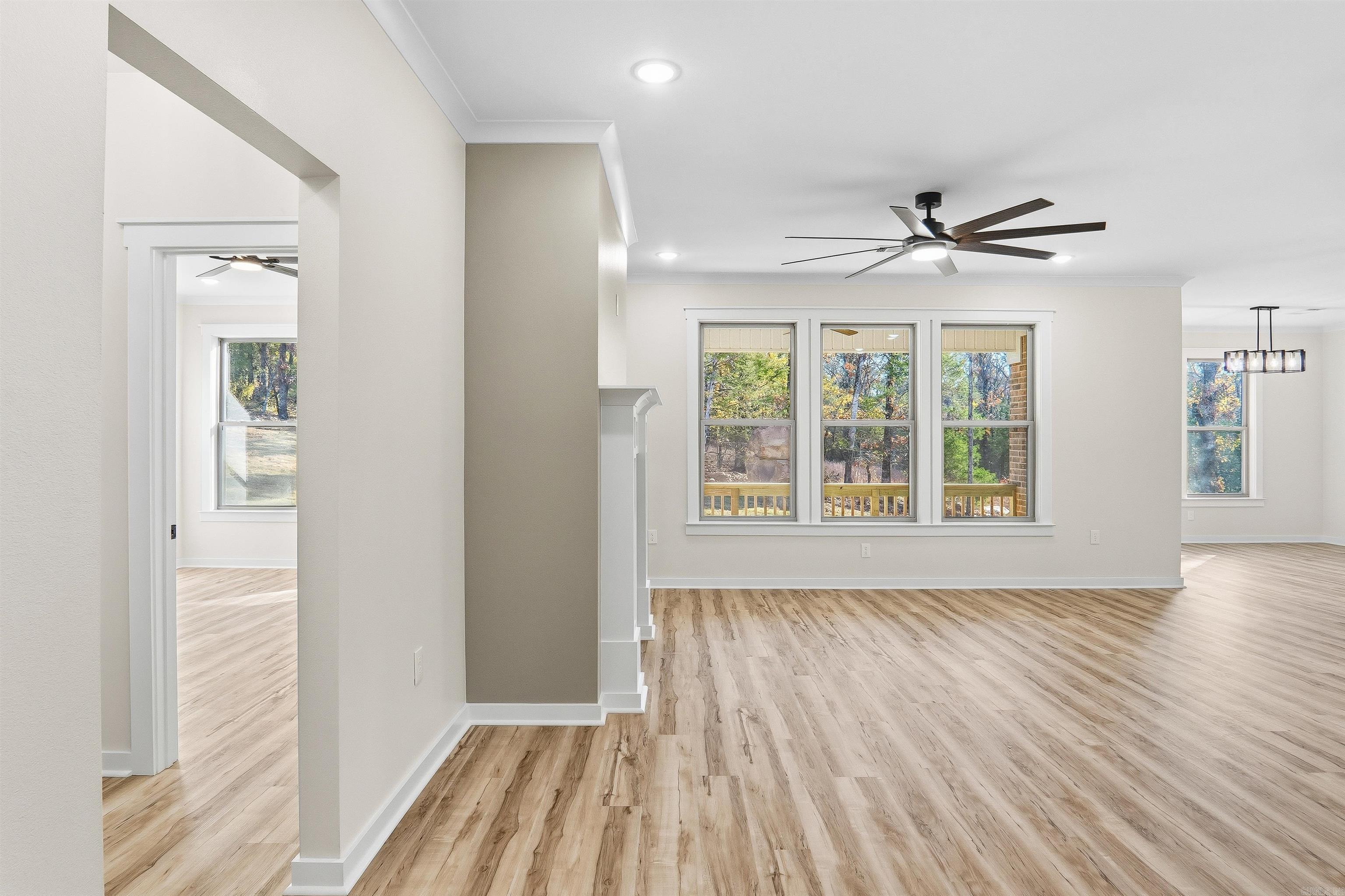 504 Madeleine  Austin, AR