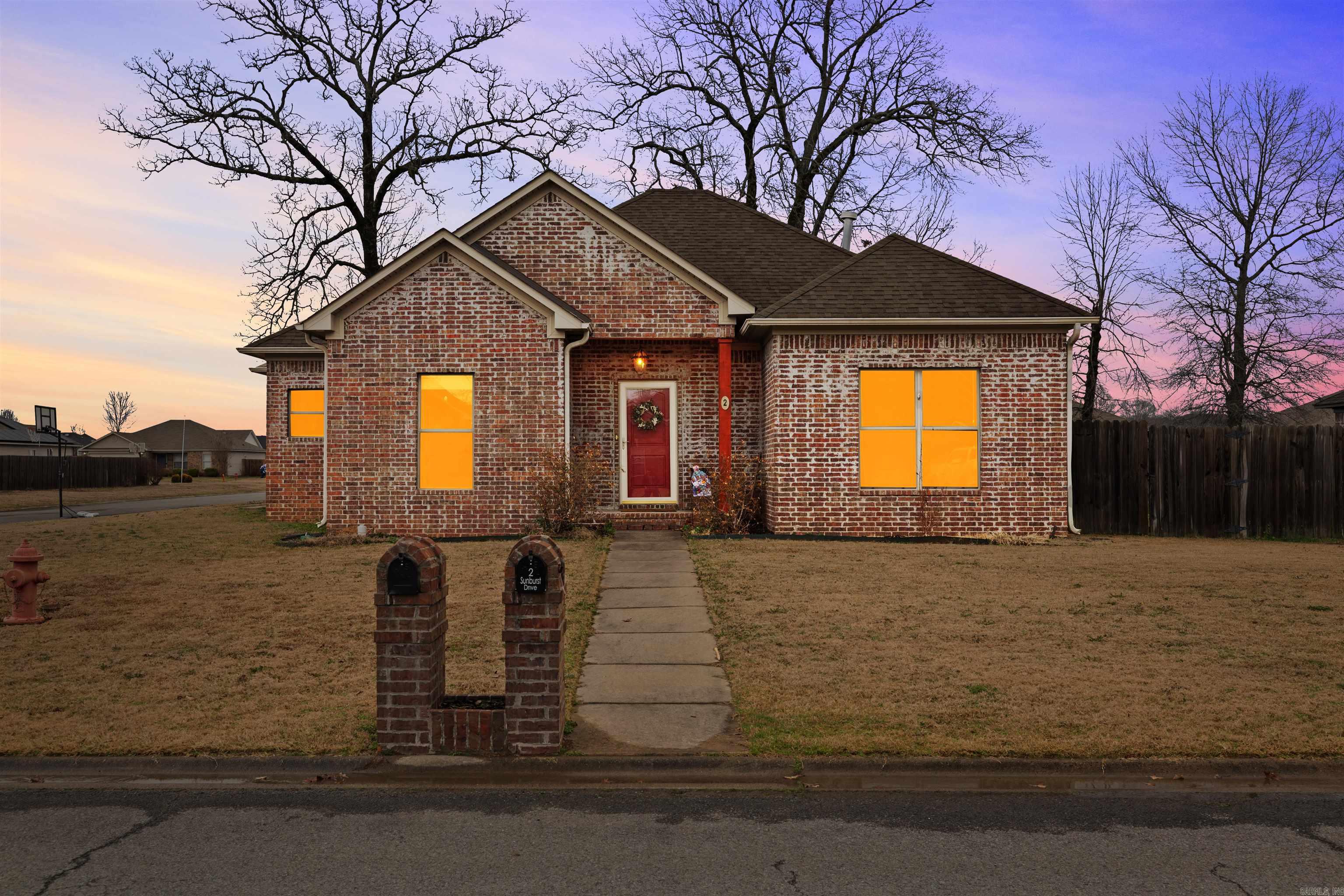 2 SUNBURST  Greenbrier, AR