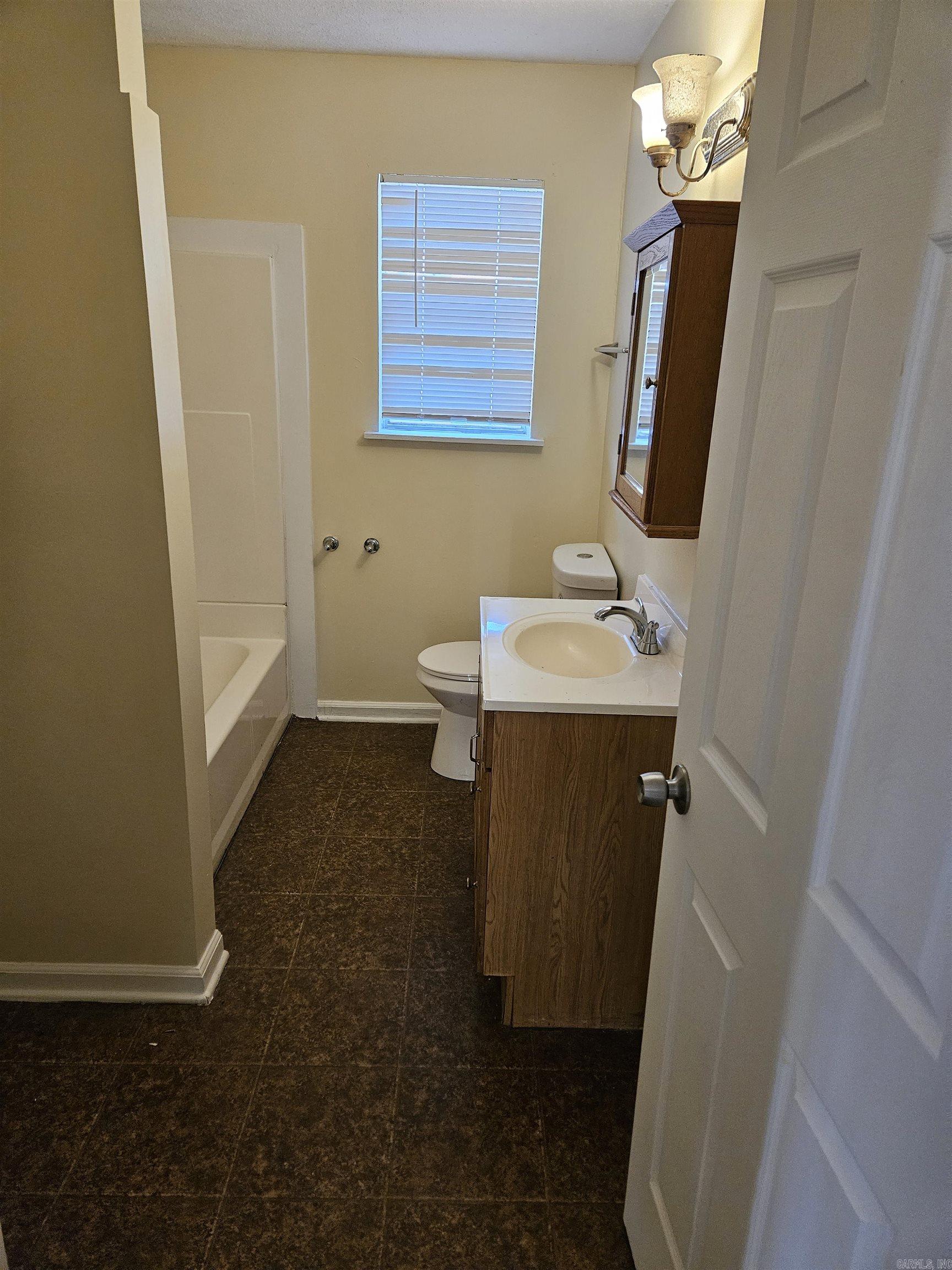 6220 Whitby Ln  North Little Rock, AR