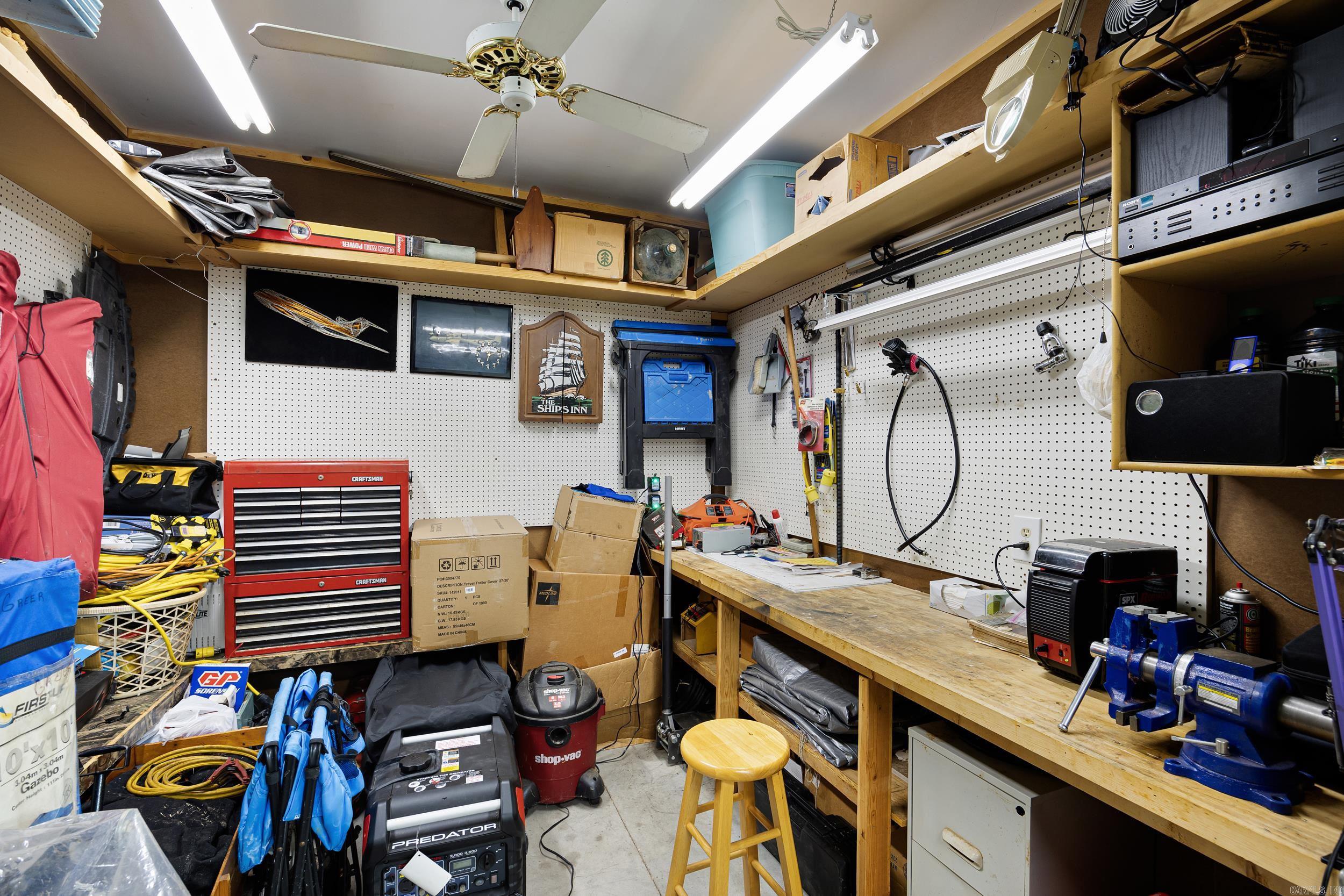 2310 W 7th  Russellville, AR