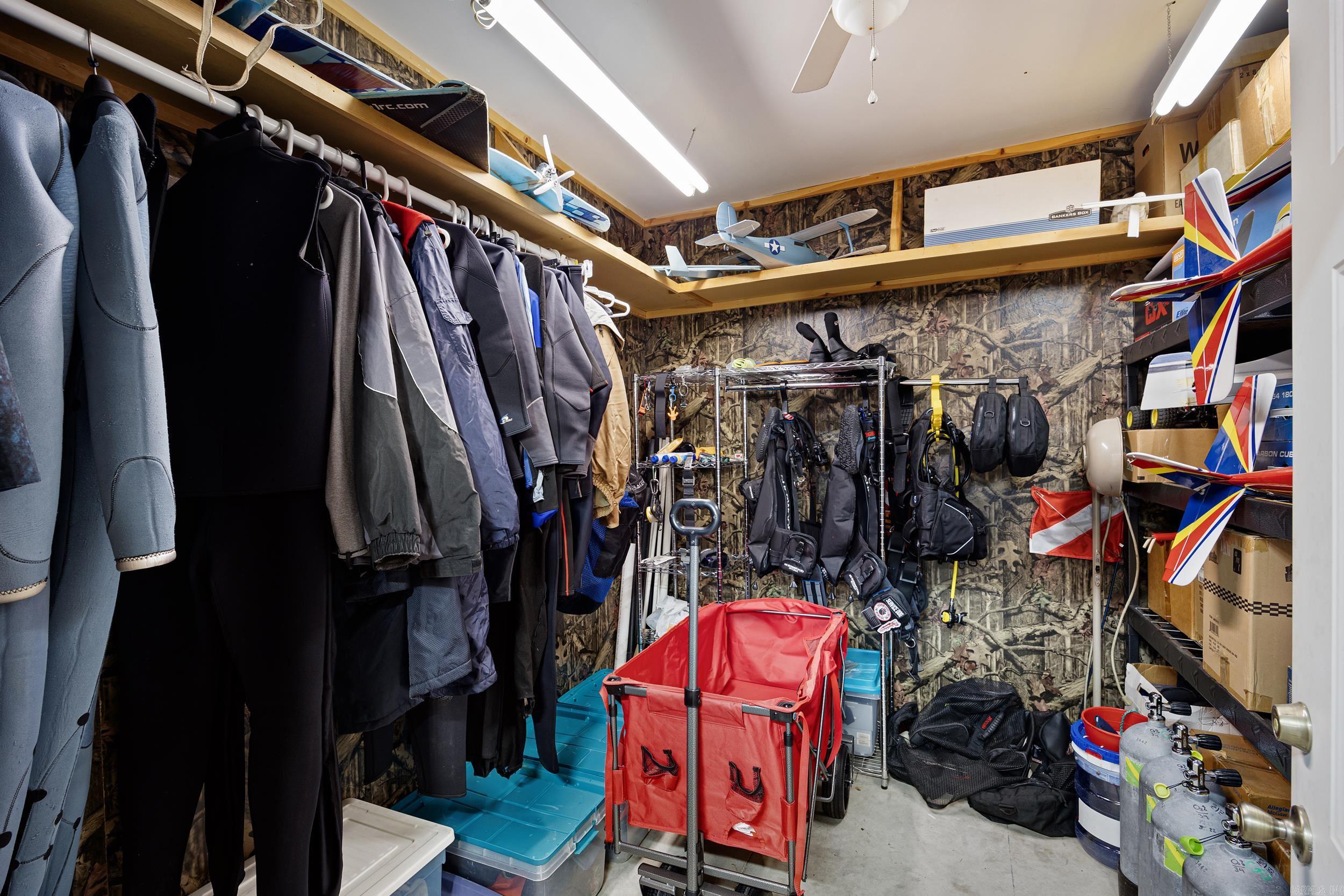 2310 W 7th  Russellville, AR