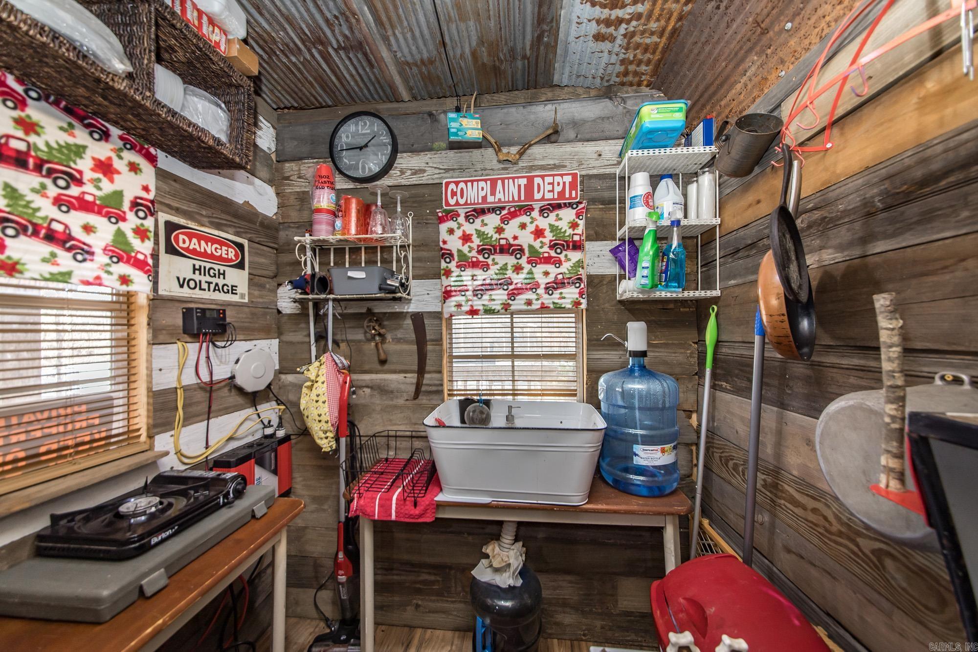 2882 Porter  Shirley, AR