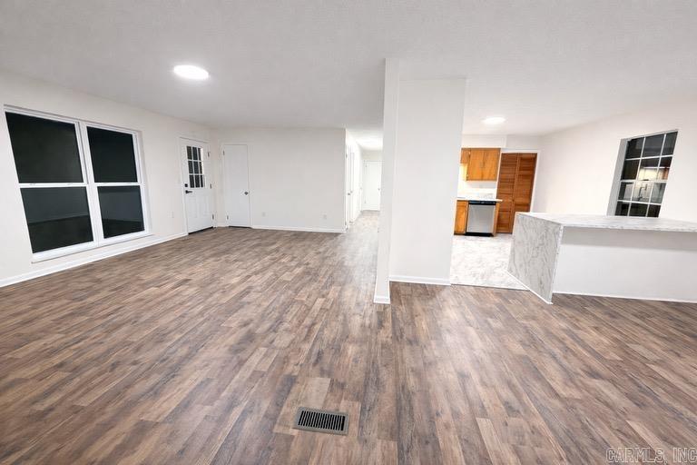 2102 Indian  Forrest City, AR