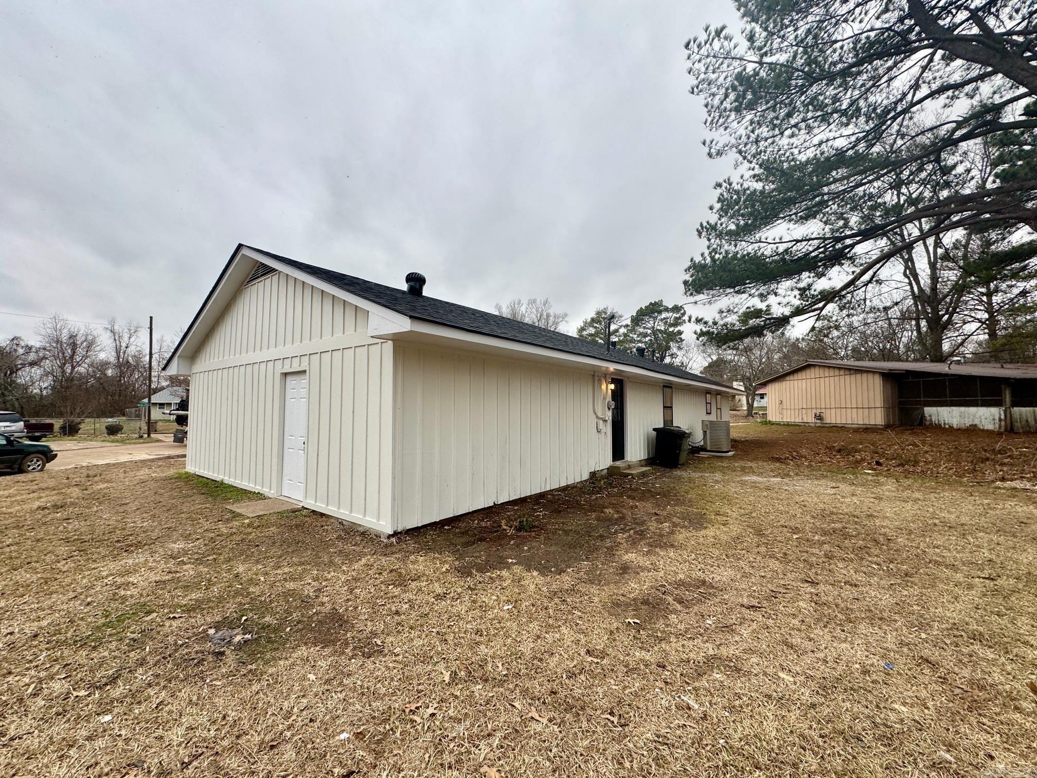 2102 Indian  Forrest City, AR