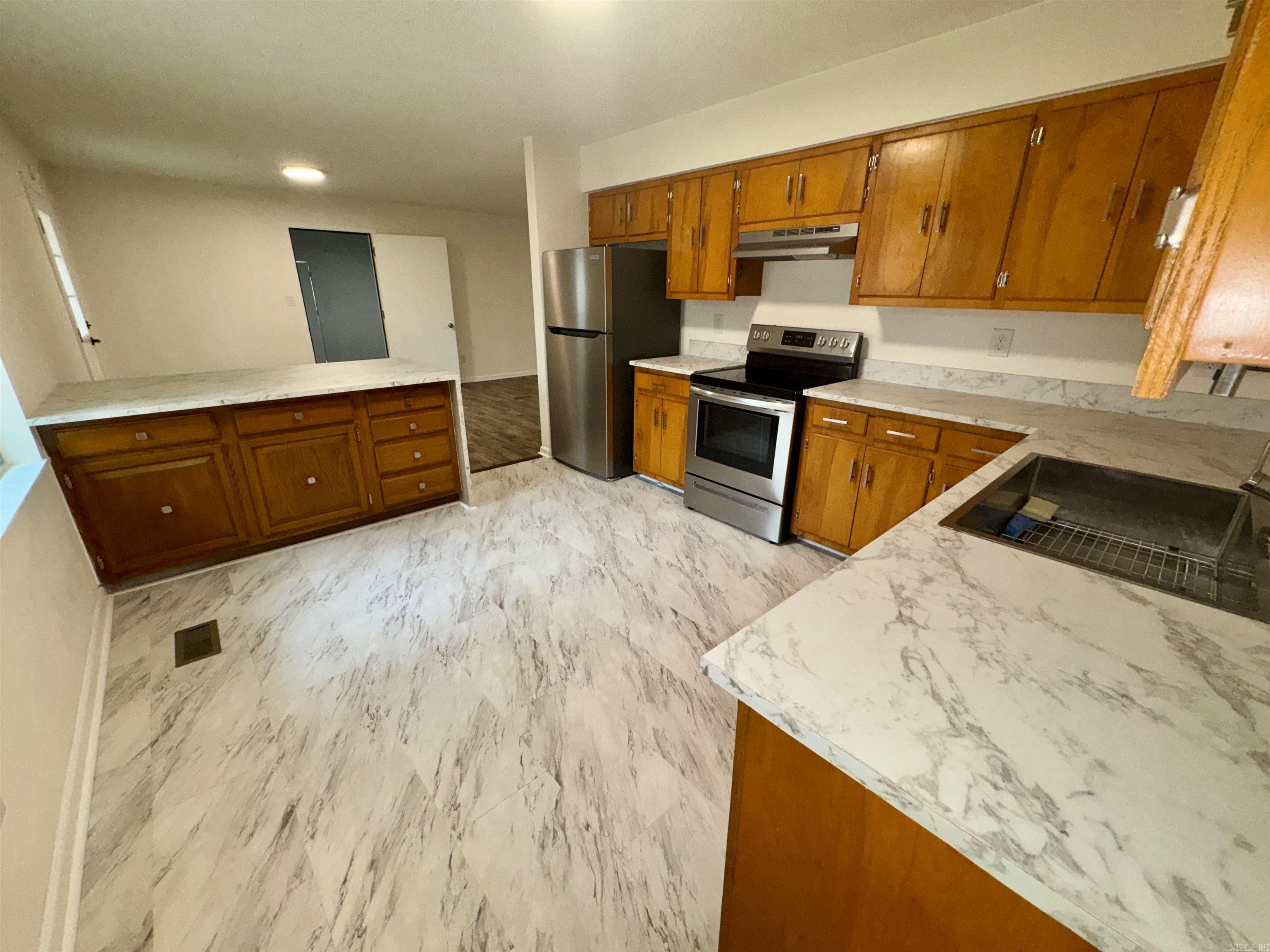 2102 Indian  Forrest City, AR