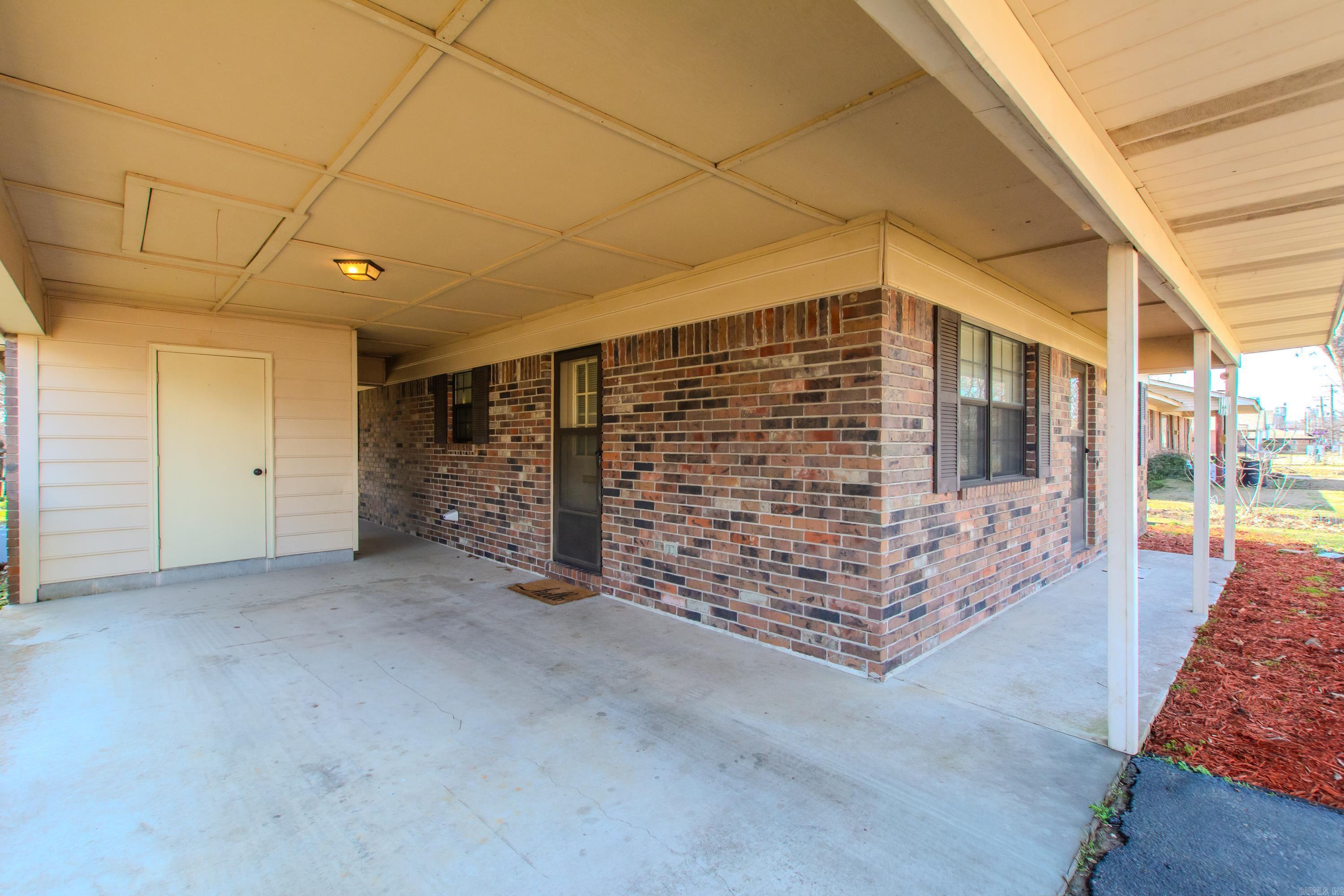 311 E 2nd Street  Lonoke, AR