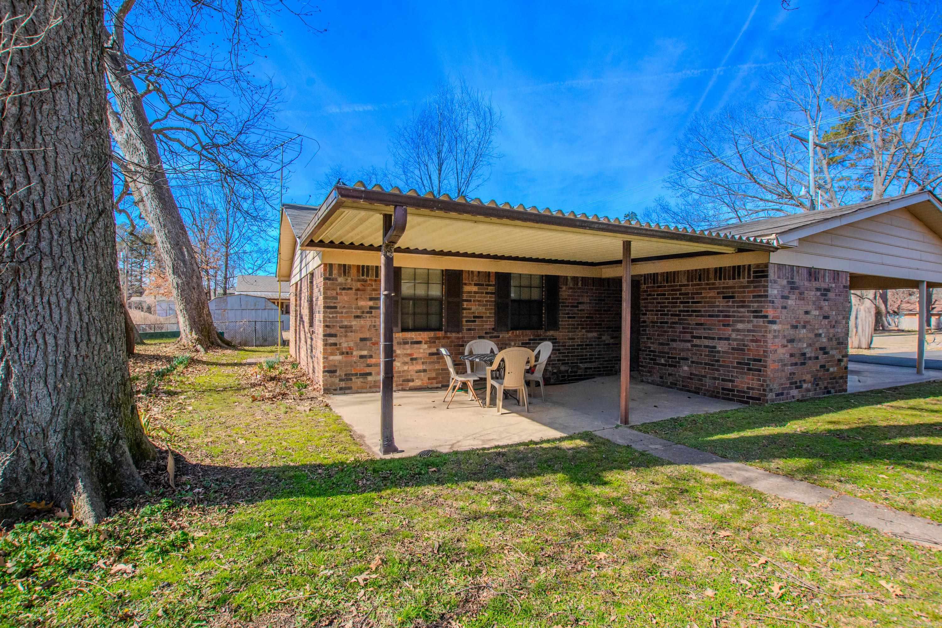 311 E 2nd Street  Lonoke, AR