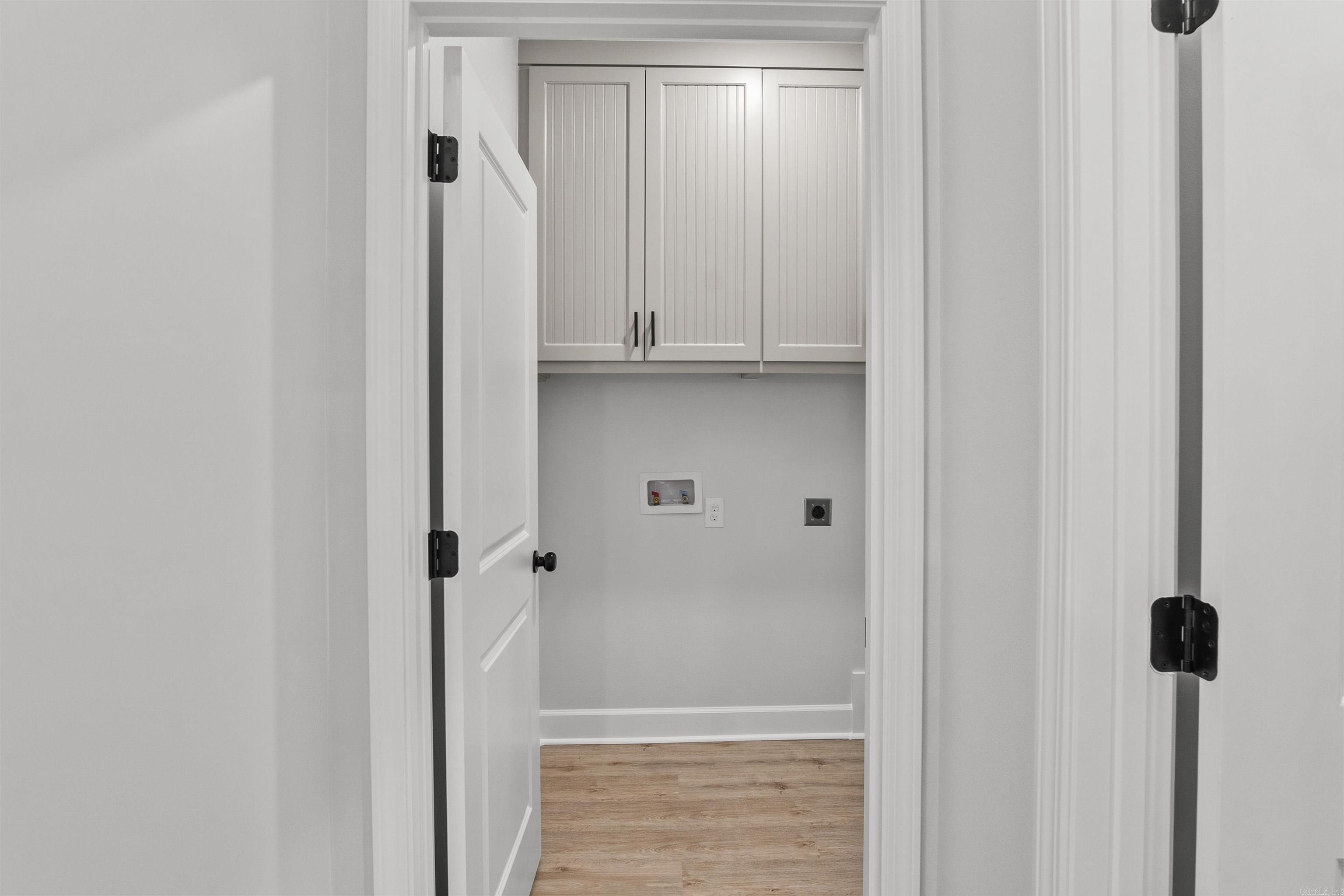 514 Madeleine  Austin, AR