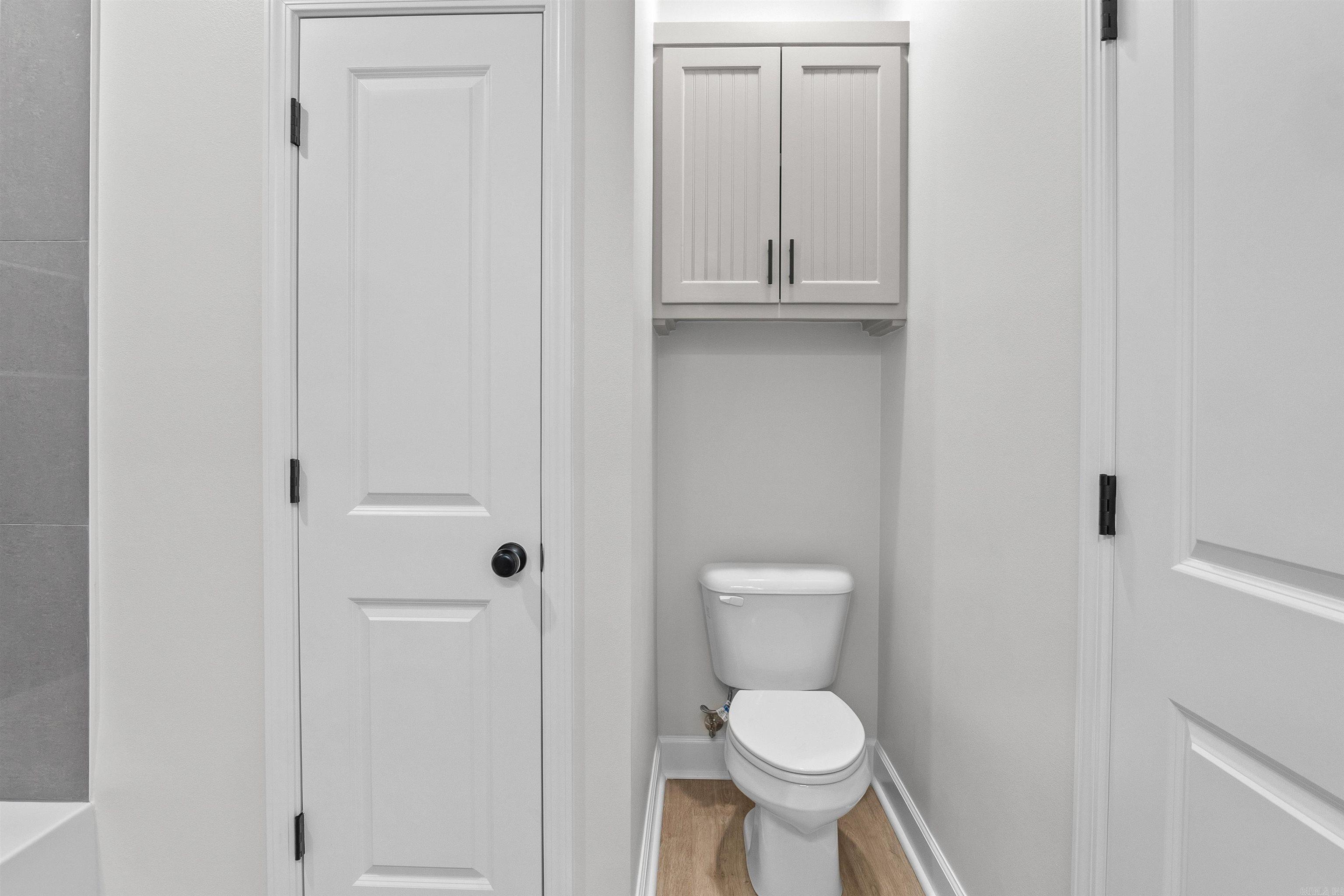 514 Madeleine  Austin, AR