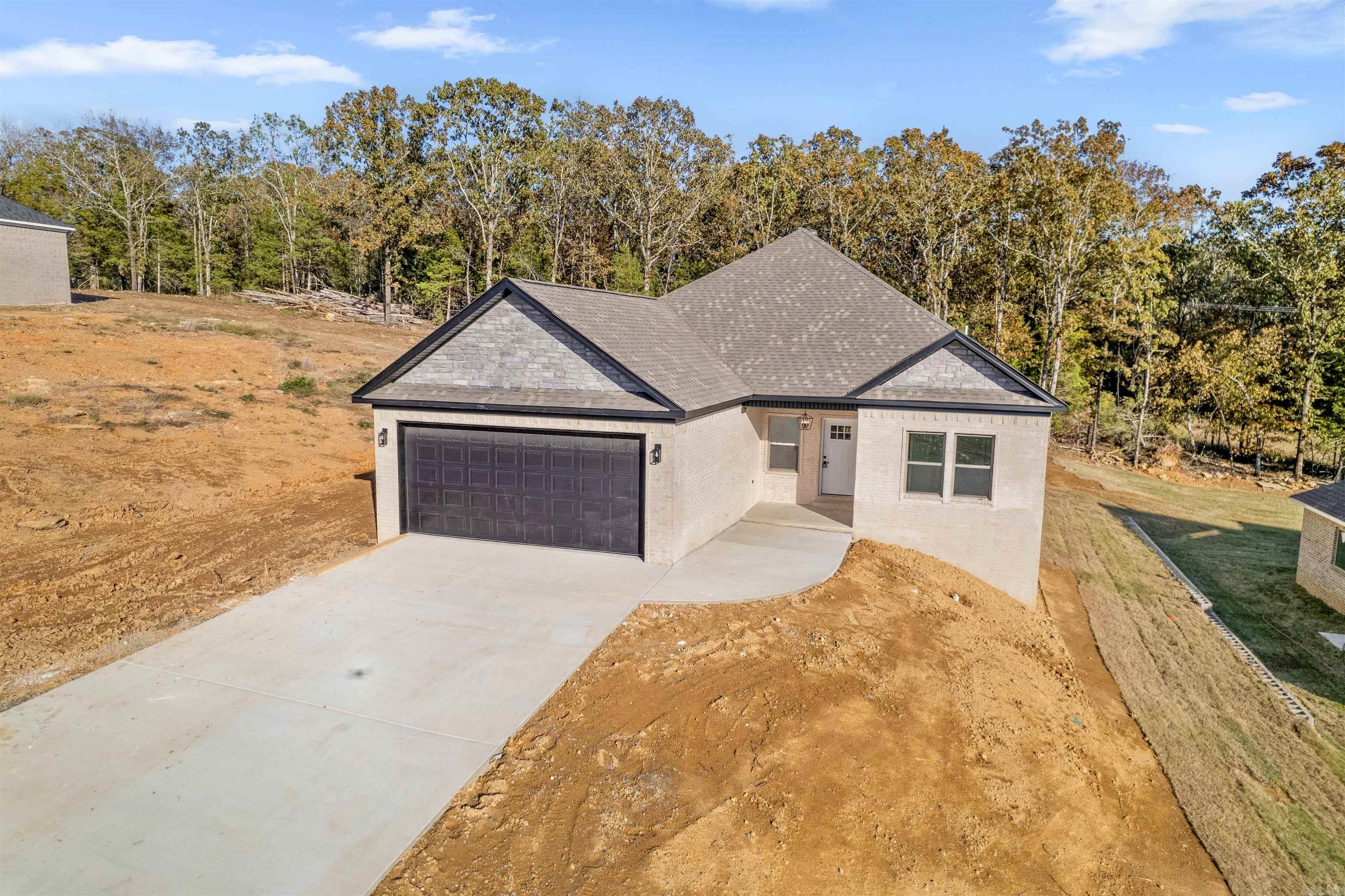 506 Madeleine  Austin, AR