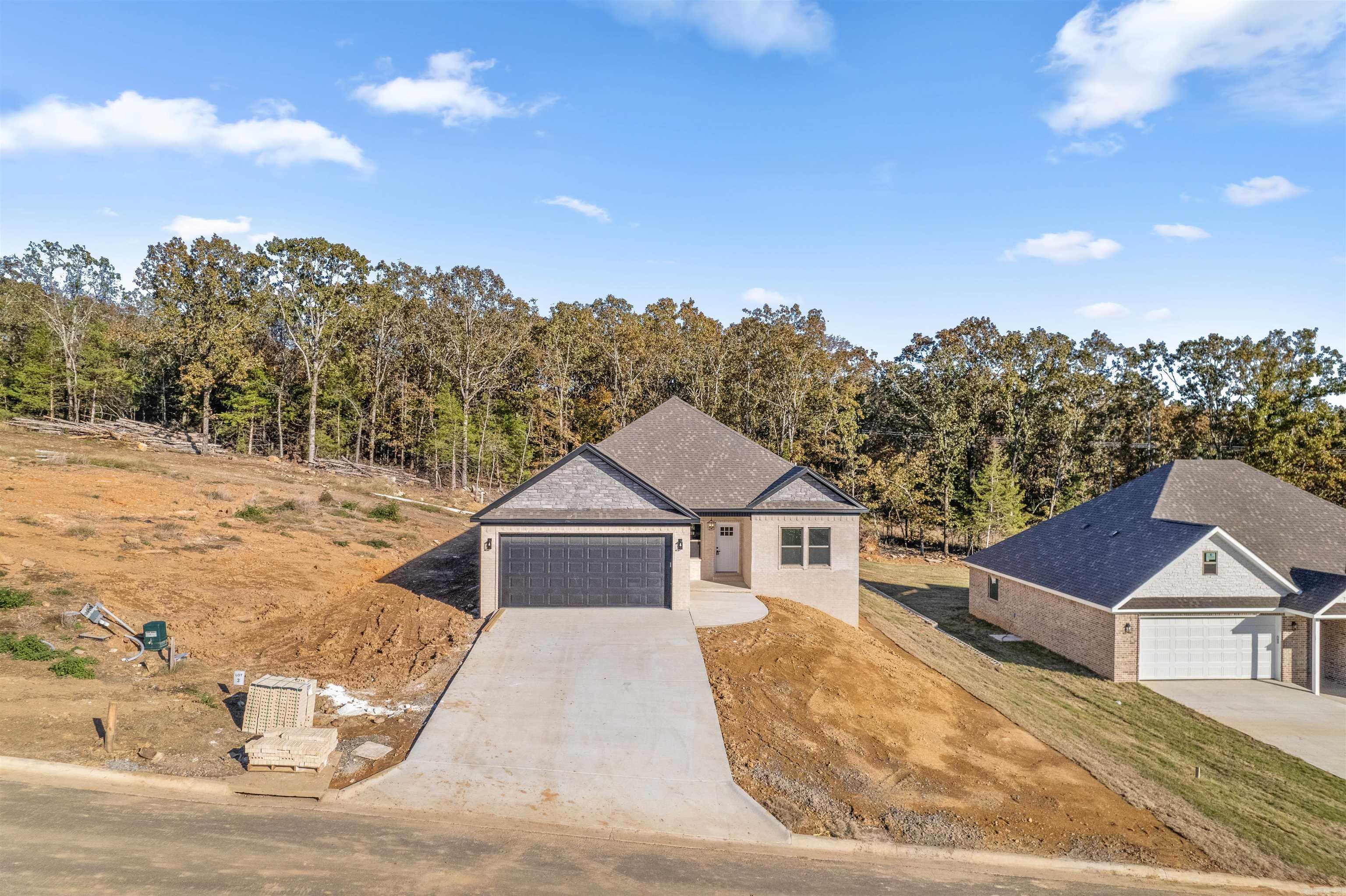 506 Madeleine  Austin, AR