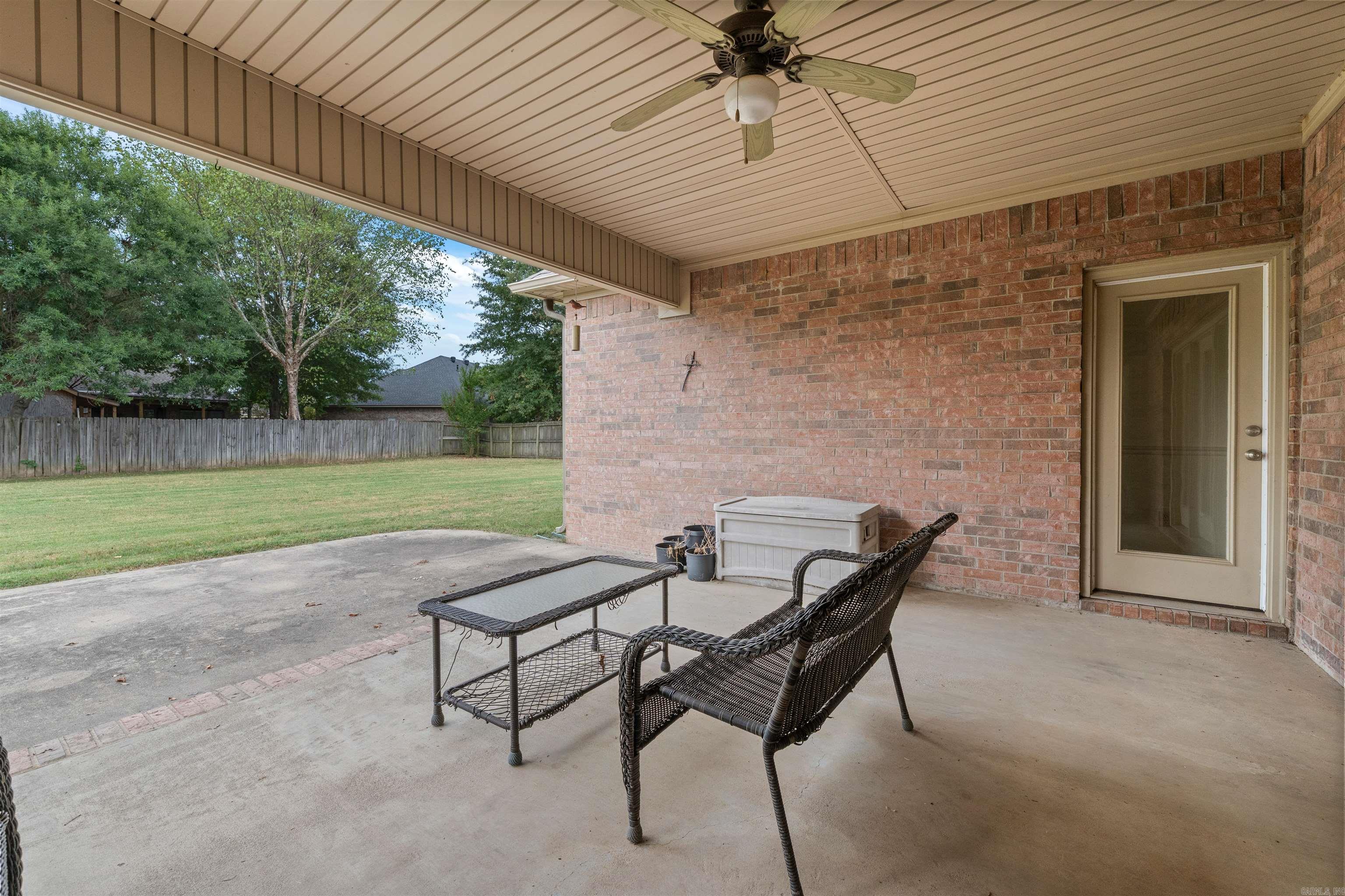 108 Bouriese Circle  Maumelle, AR