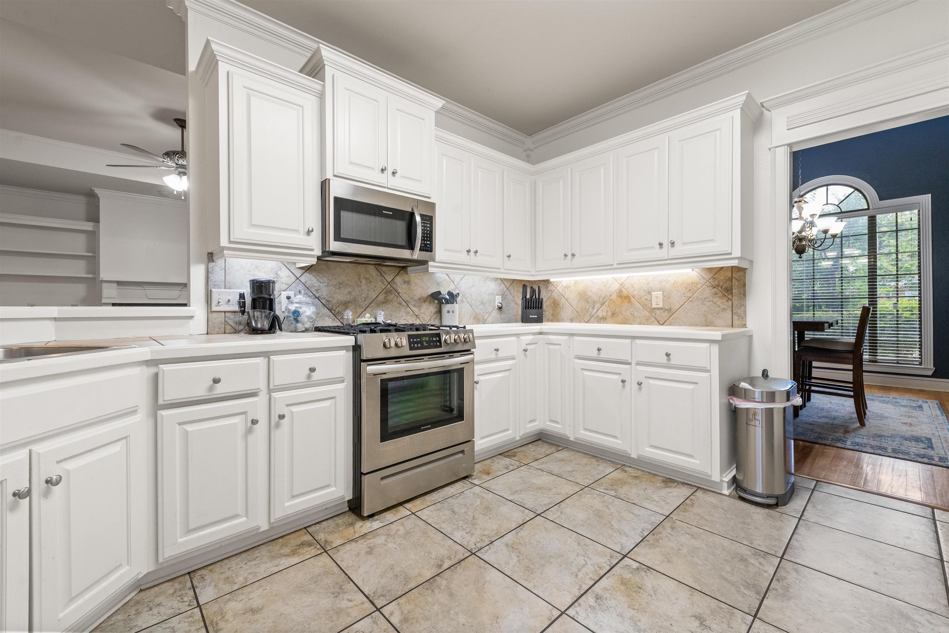 108 Bouriese Circle  Maumelle, AR