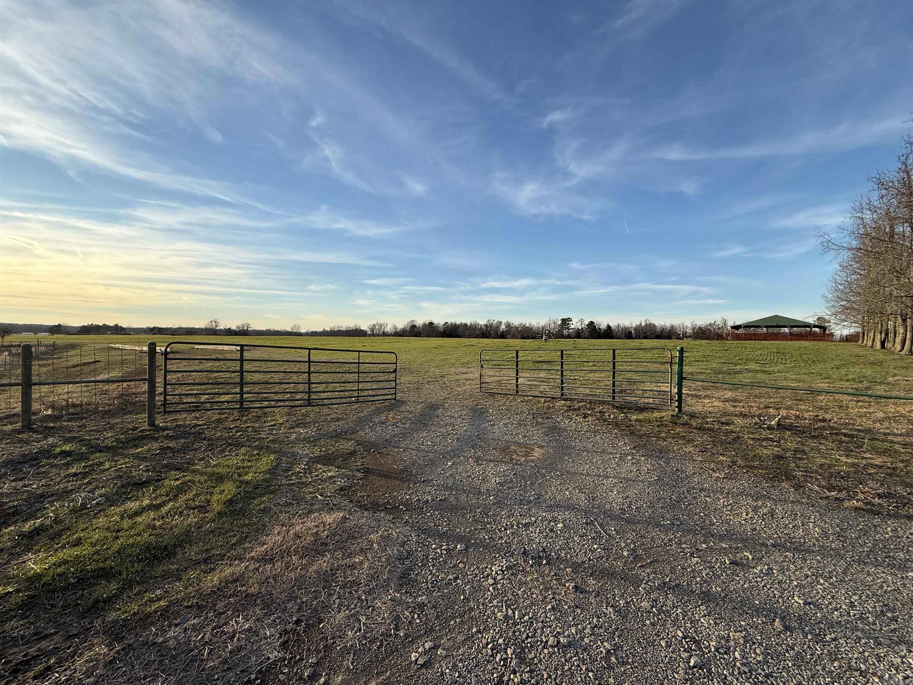 000 Carter Rd.  Rose Bud, AR