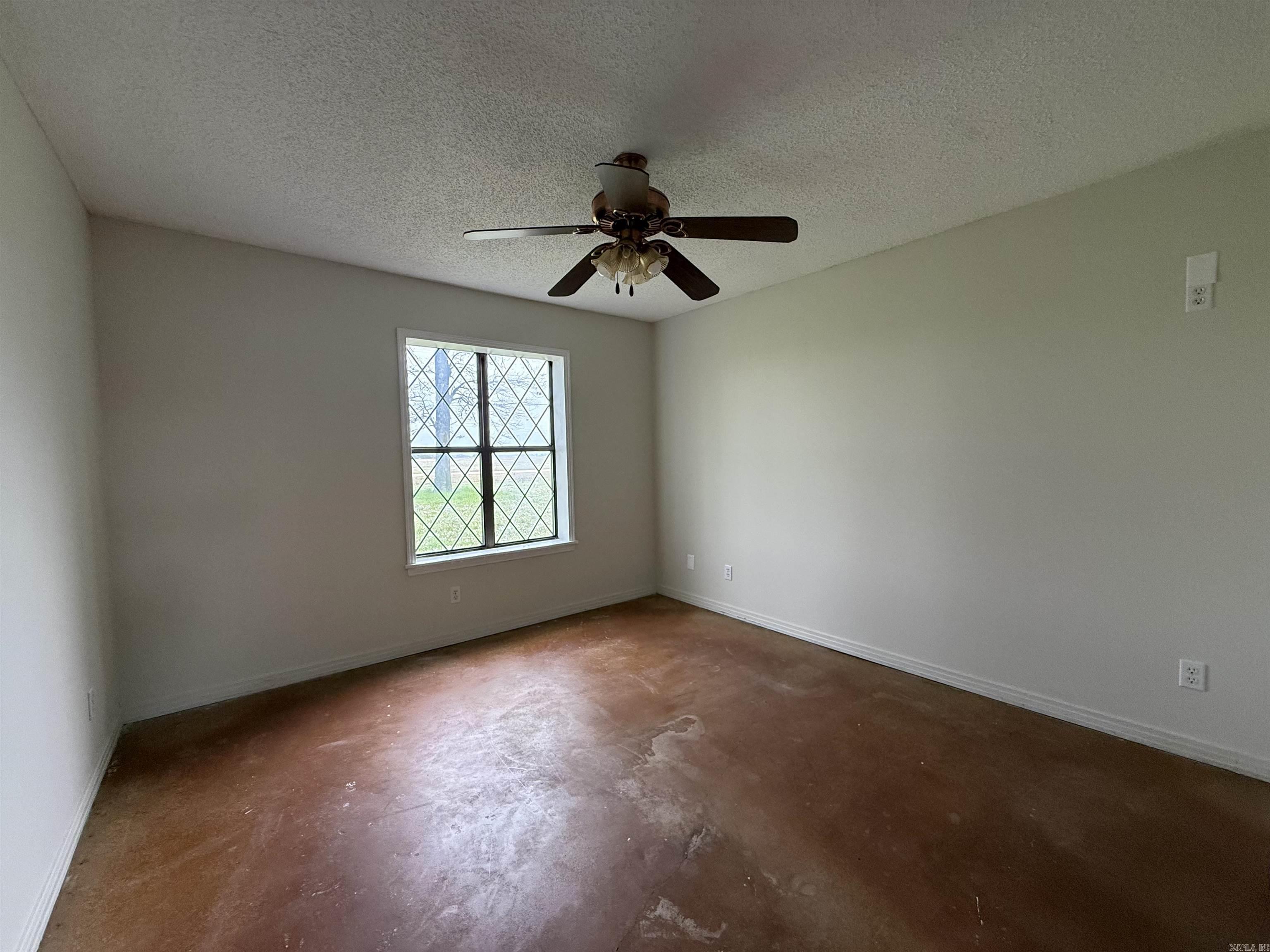 112 Jack Burns Road Palestine, AR 72372