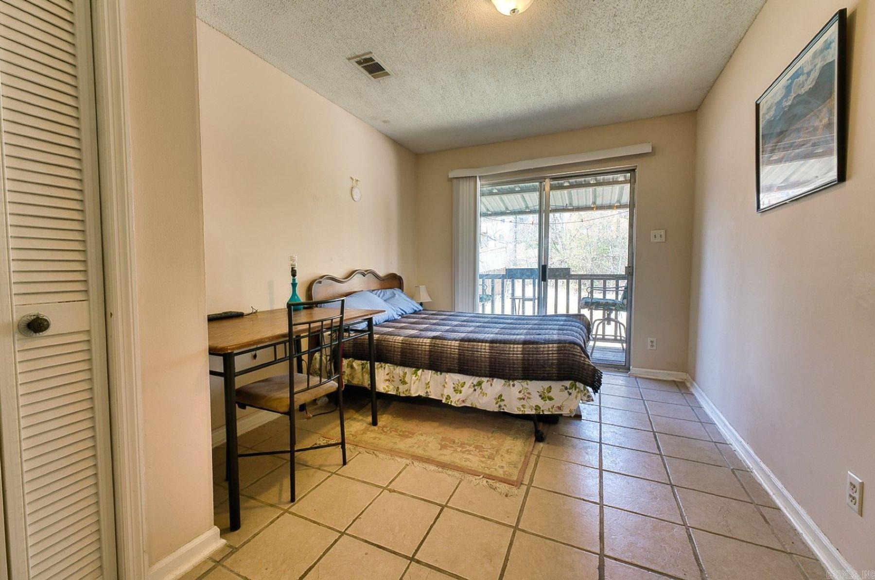 125 Carl Drive, Unit 15  Hot Springs, AR