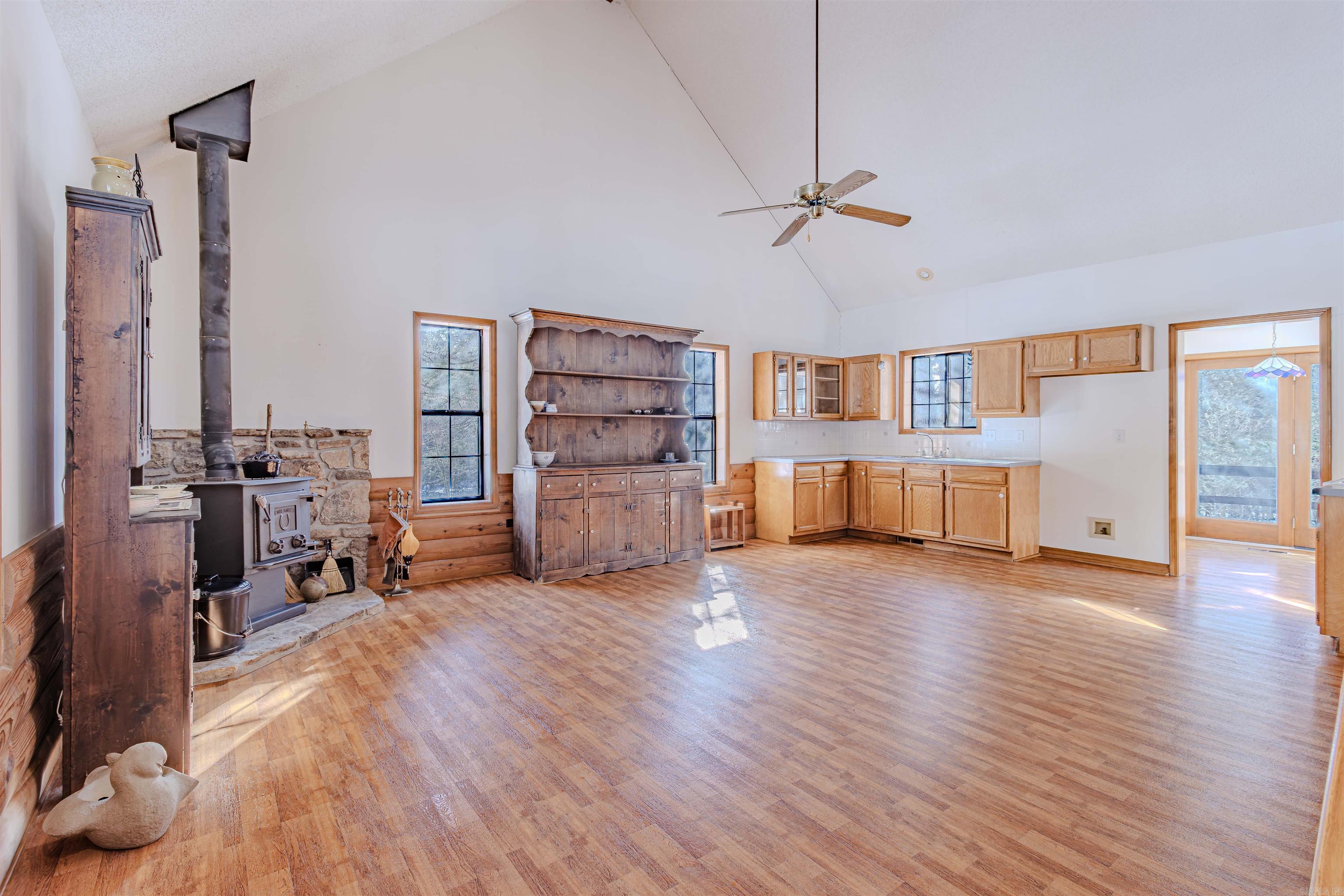 1017 Peace Valley Road  Ash Flat, AR