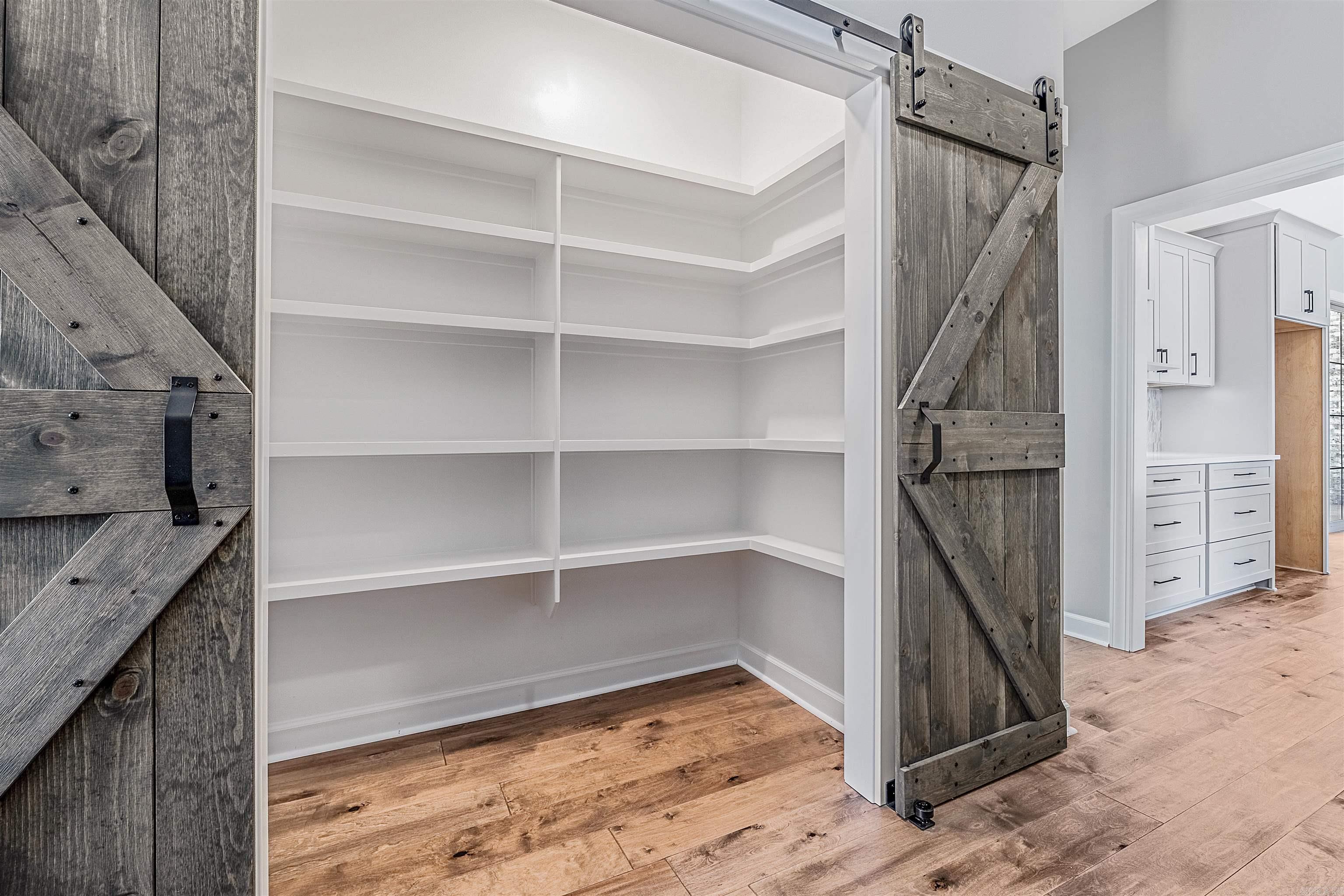 7 West Lake Lane Little Rock, AR 72210