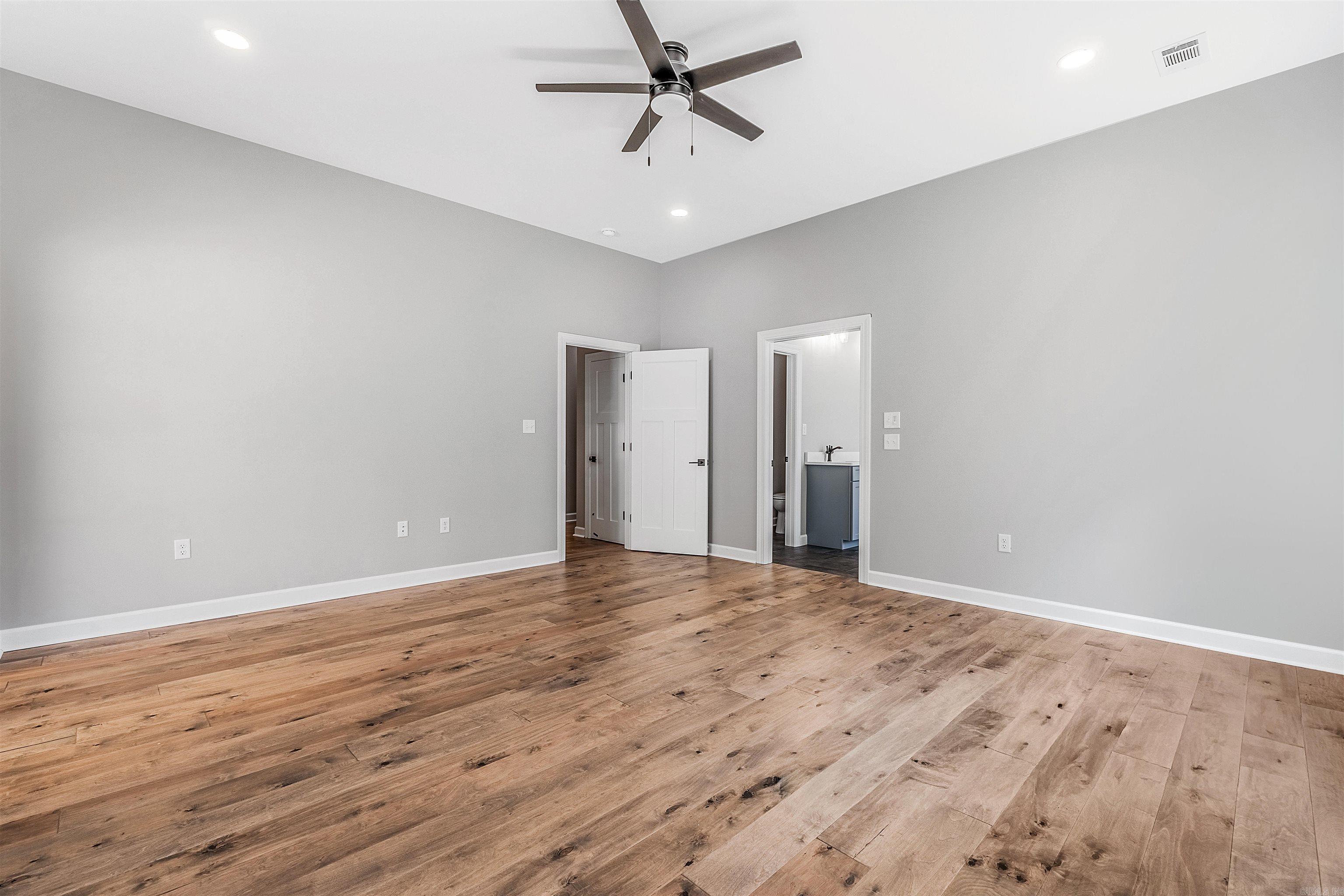 7 West Lake Lane Little Rock, AR 72210