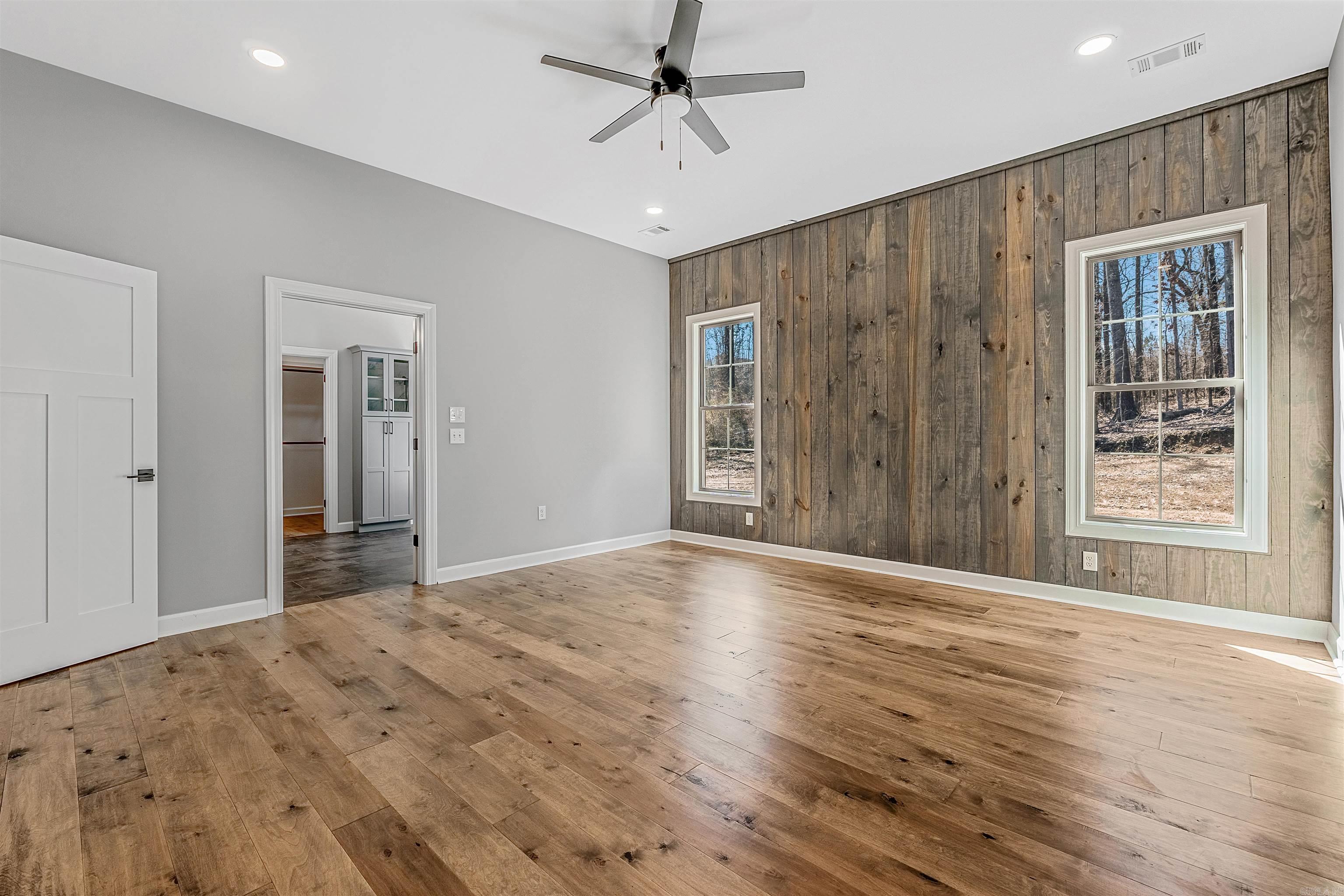 7 West Lake Lane  Little Rock, AR