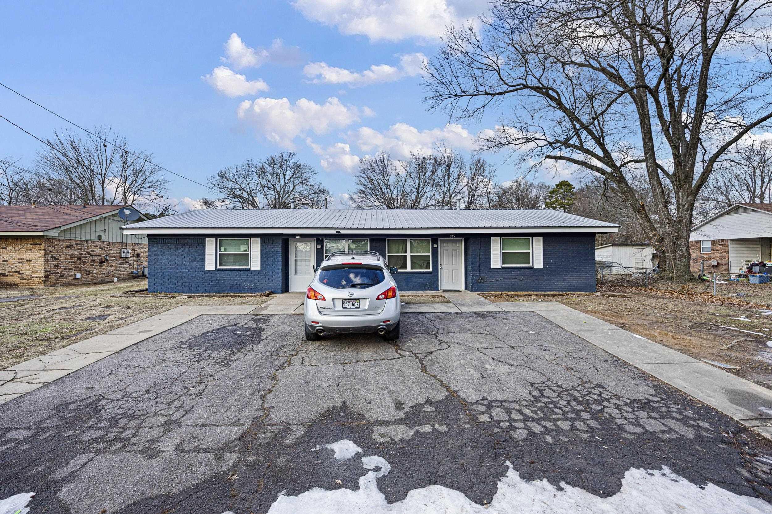 811 E M St  Russellville, AR