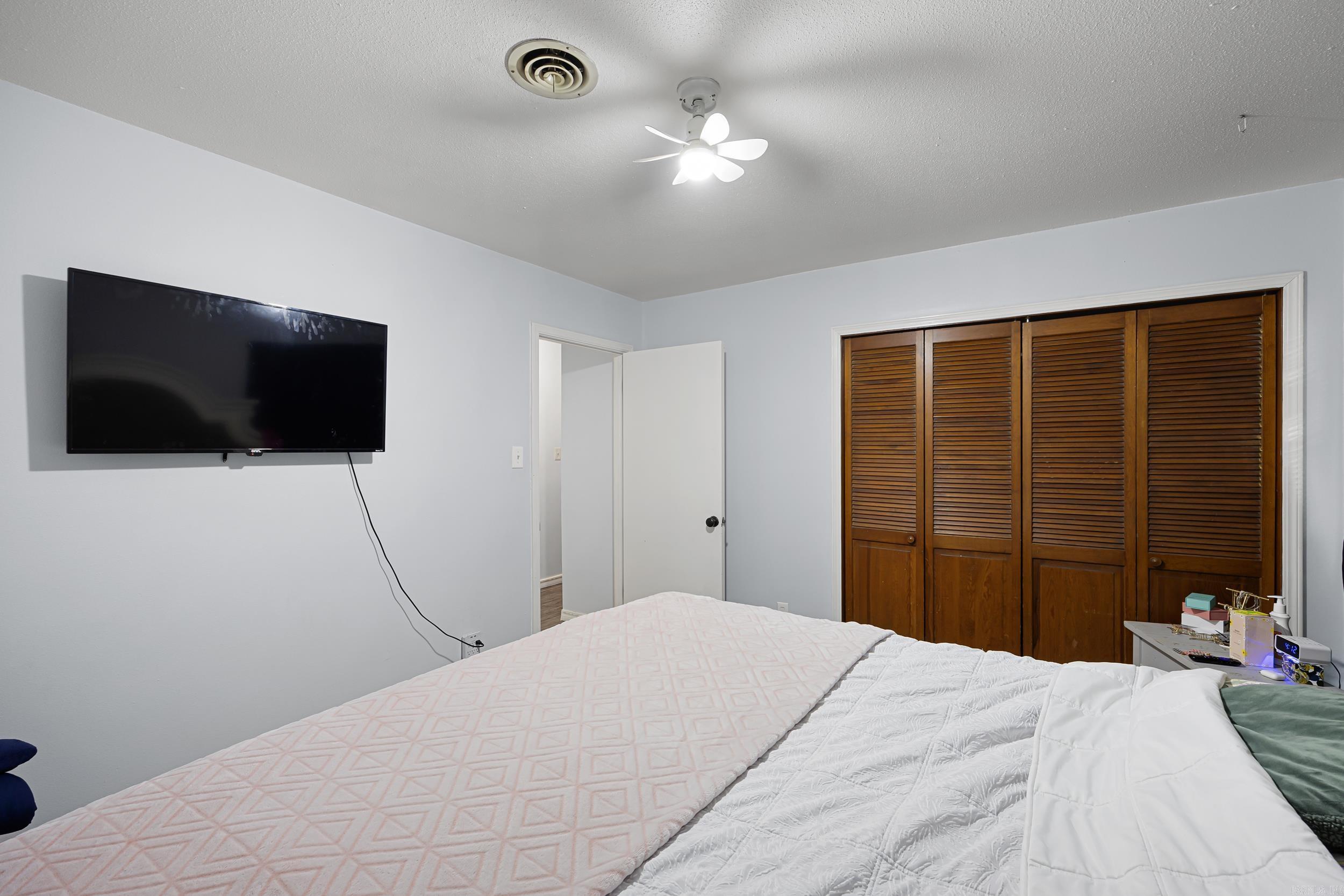 811 E M St  Russellville, AR