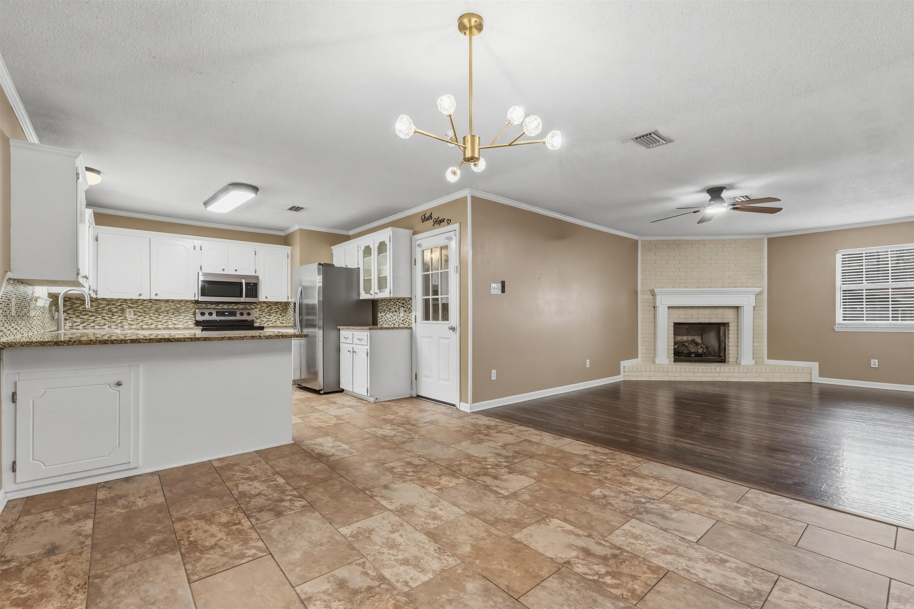 104 Quapaw Pl Jacksonville, AR 72076