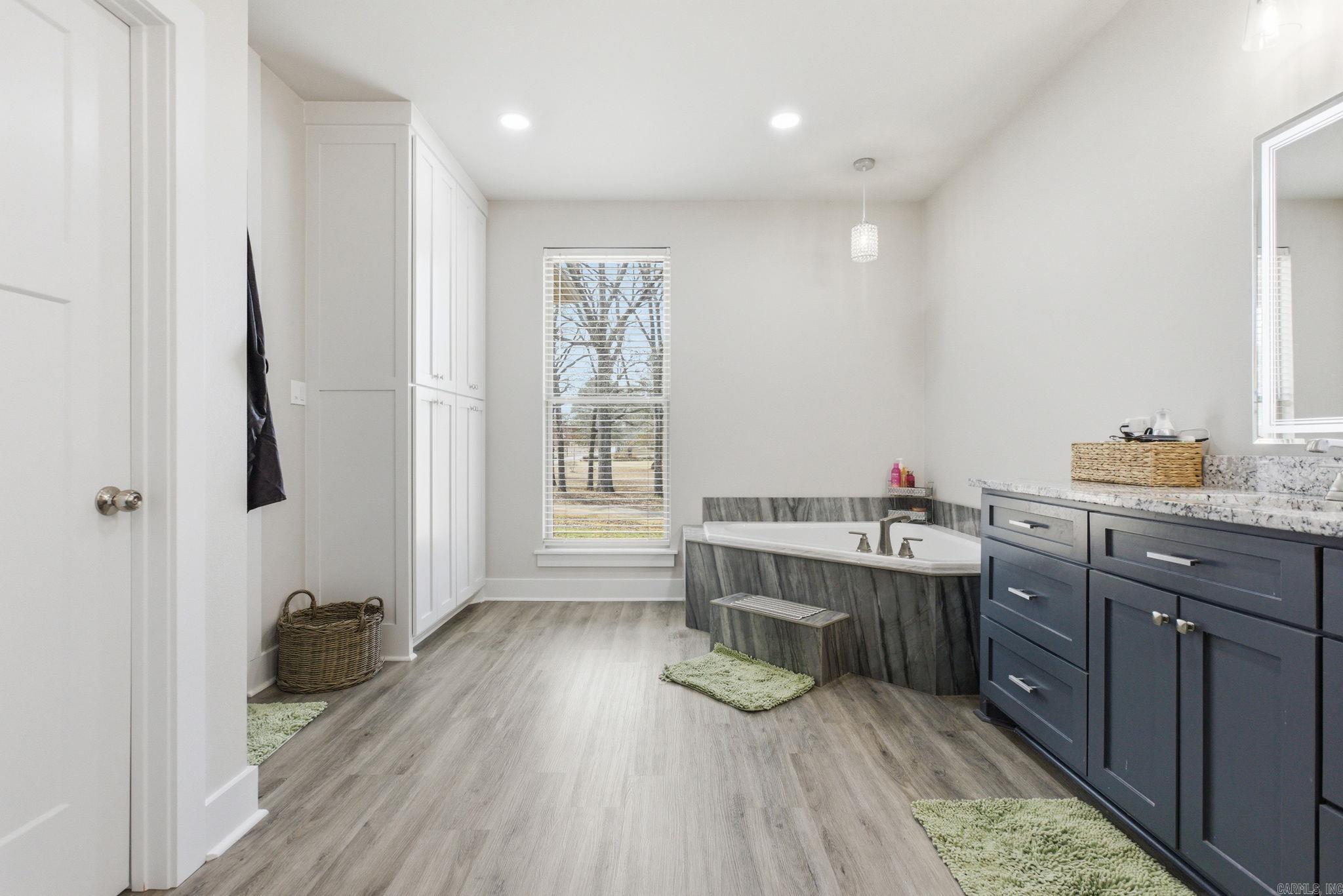 21650 Pleasant  Hensley, AR