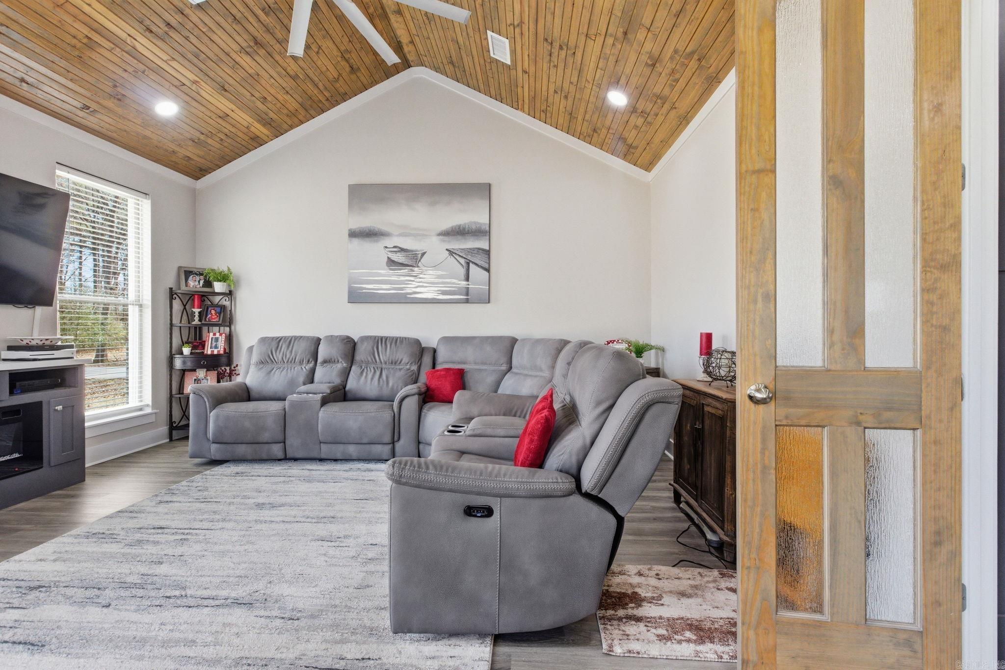 21650 Pleasant  Hensley, AR