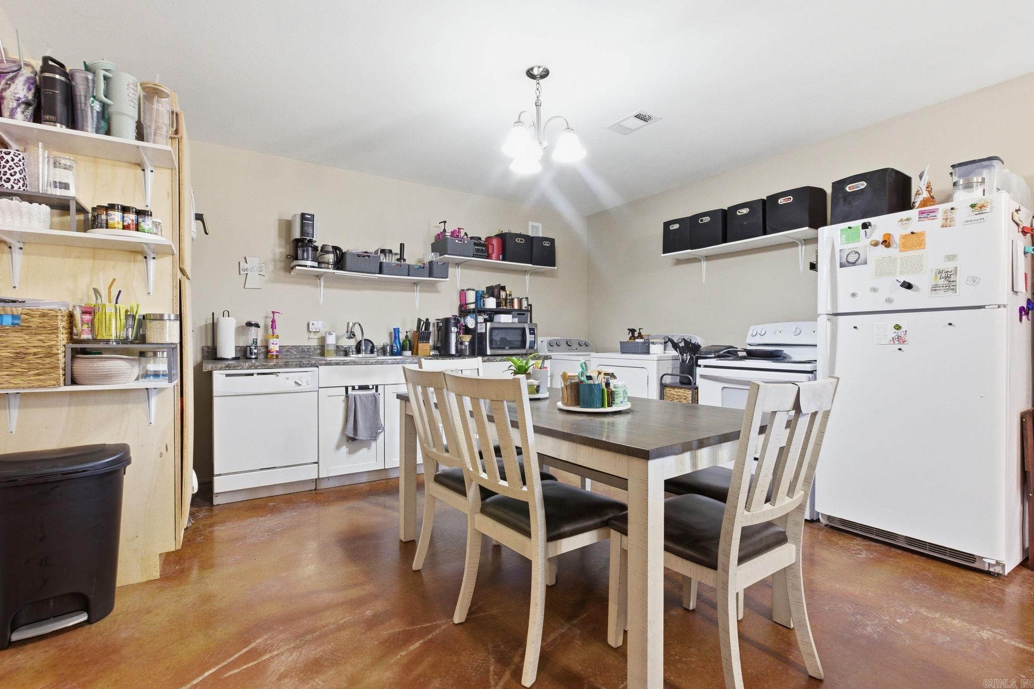 21650 Pleasant  Hensley, AR