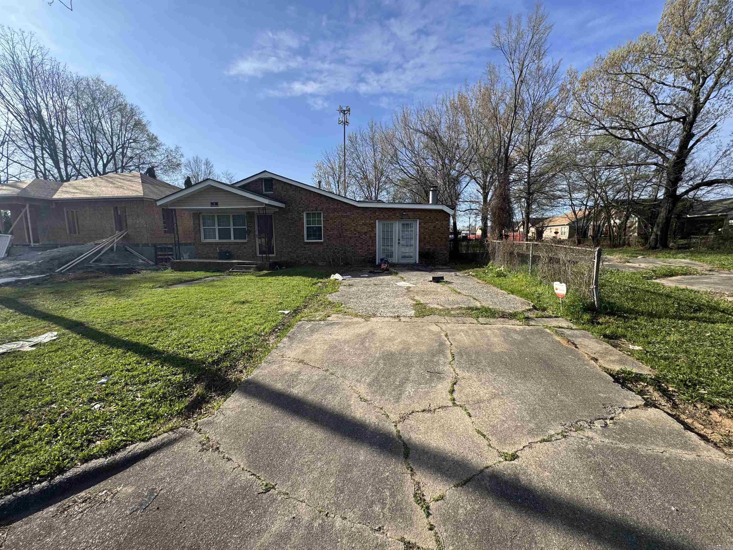 403 E 29 st Street Little Rock, AR 72206-3221