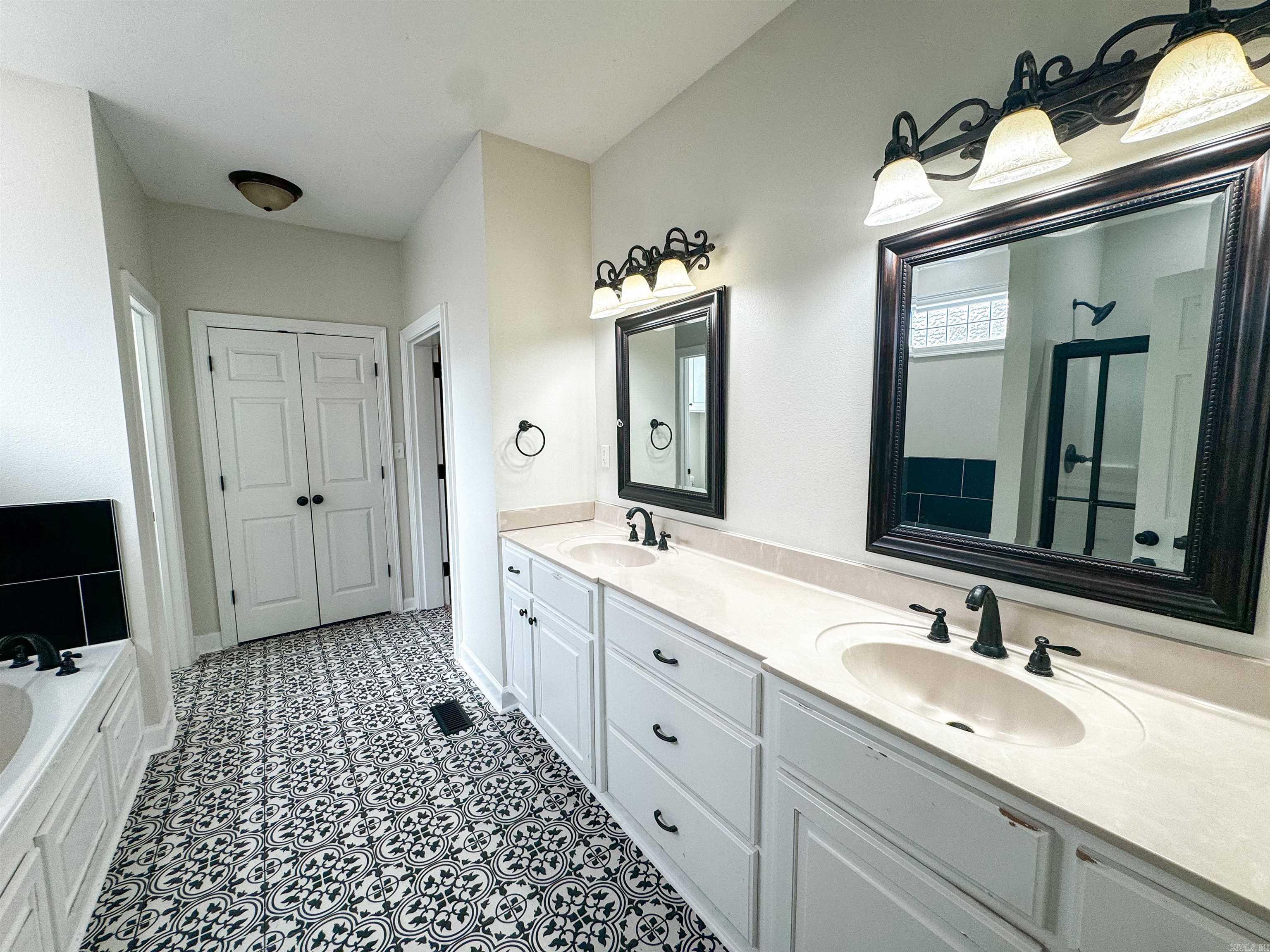 134 Mary Irene  Searcy, AR