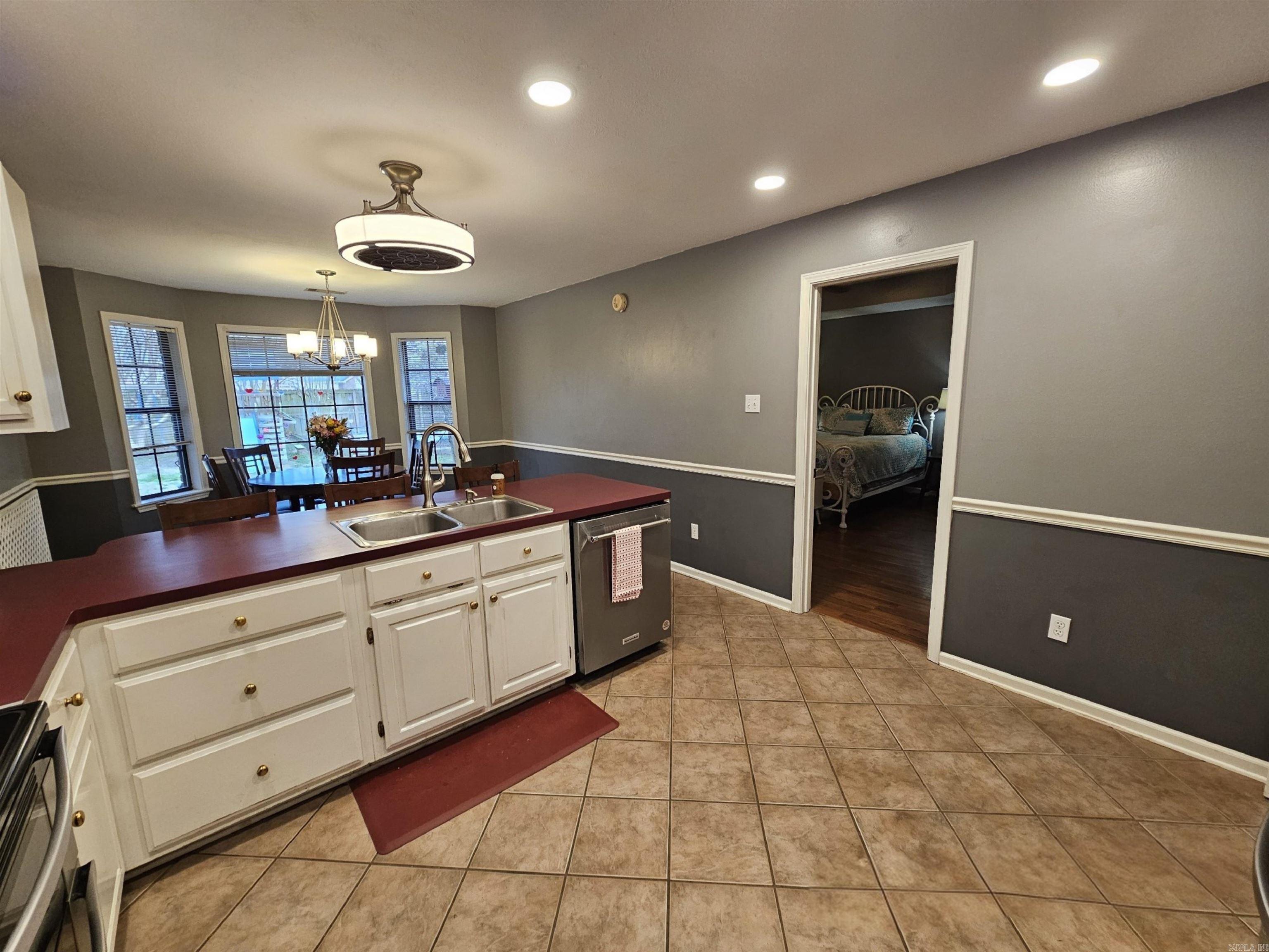 11 Dale Ct  Cabot, AR