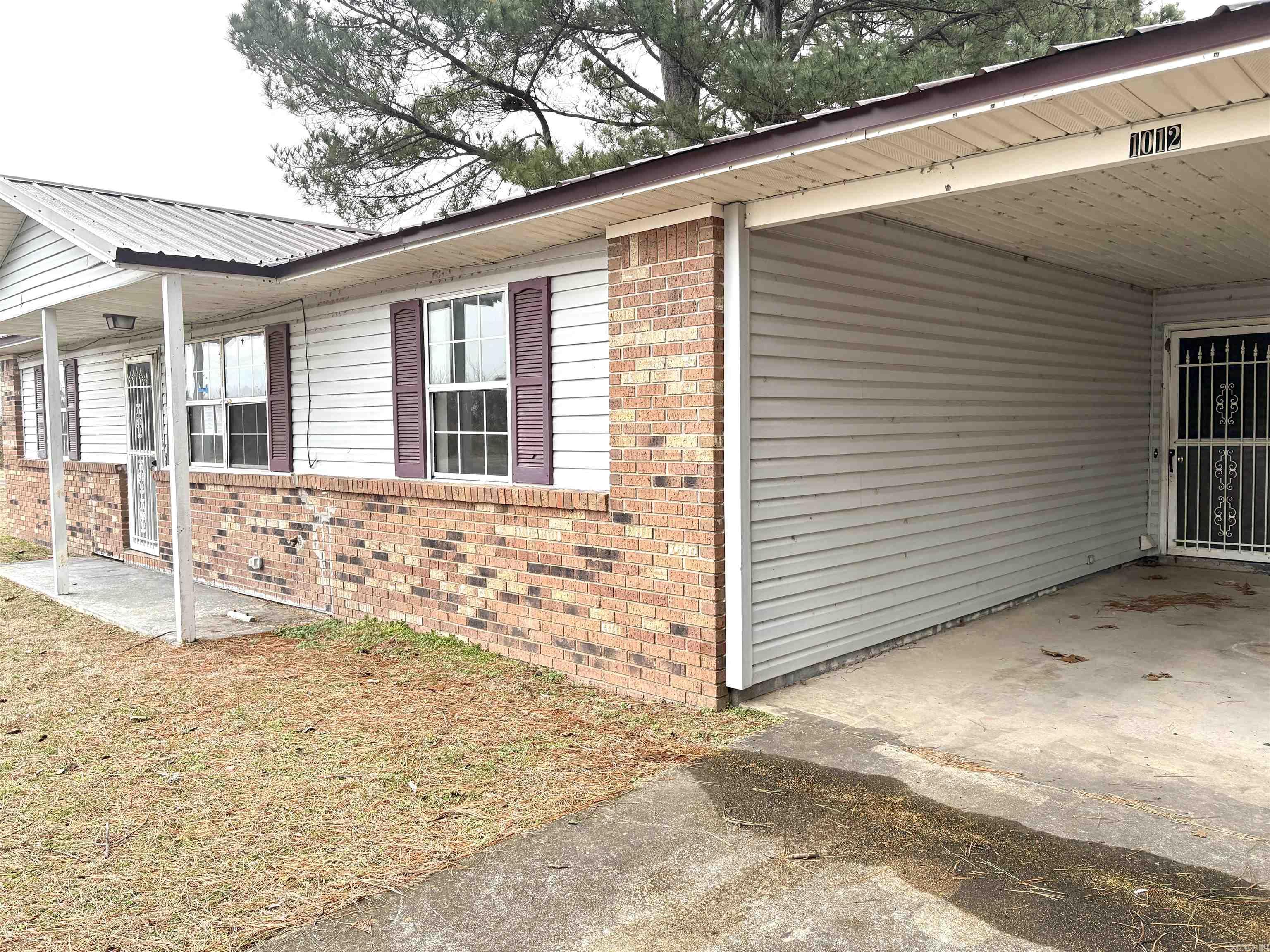 1012 N 12th  Augusta, AR