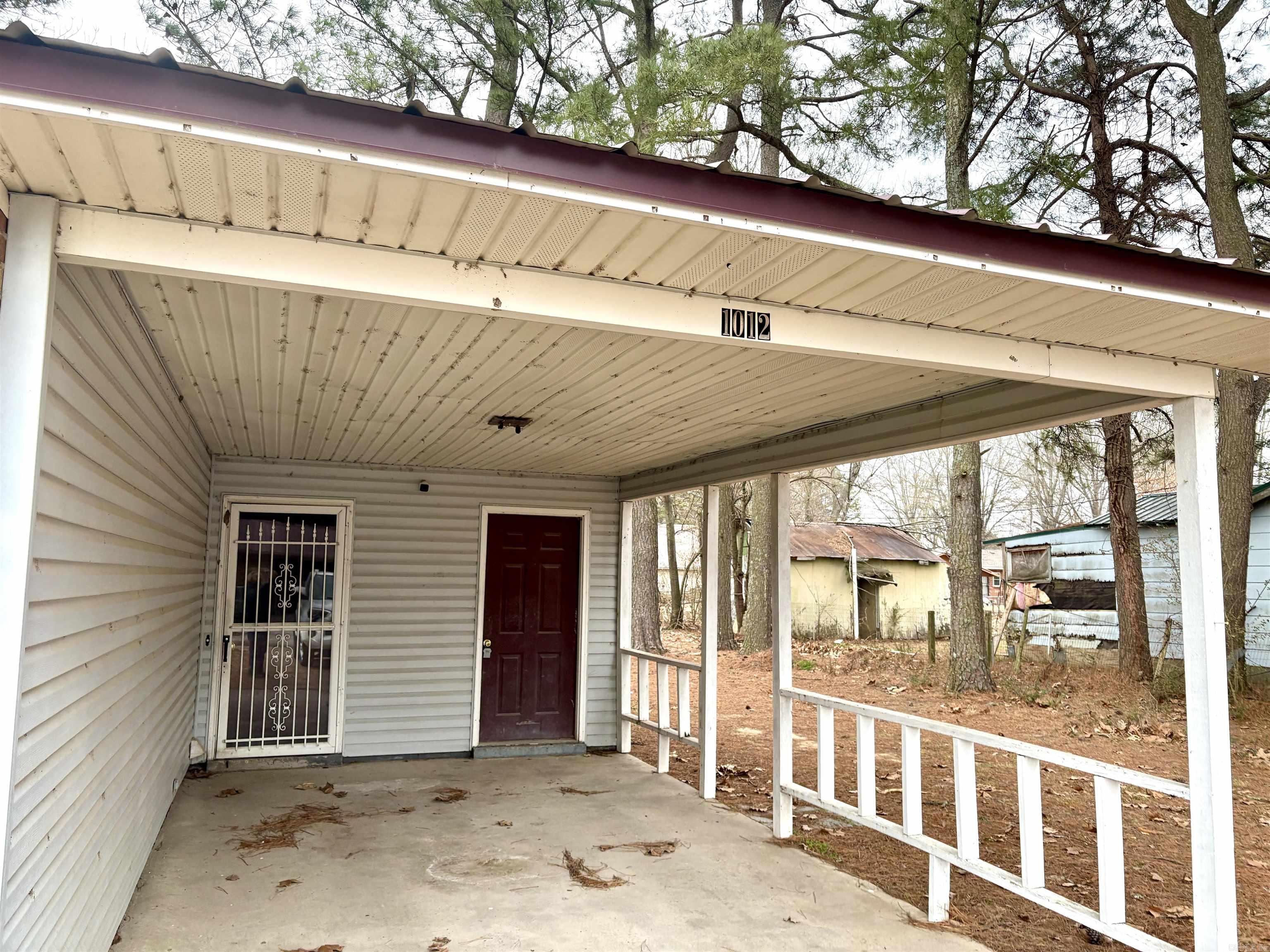 1012 N 12th  Augusta, AR